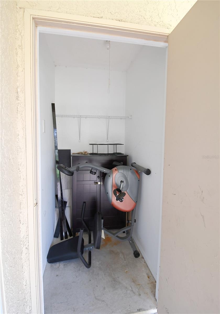 2400 FEATHER SOUND DR #615