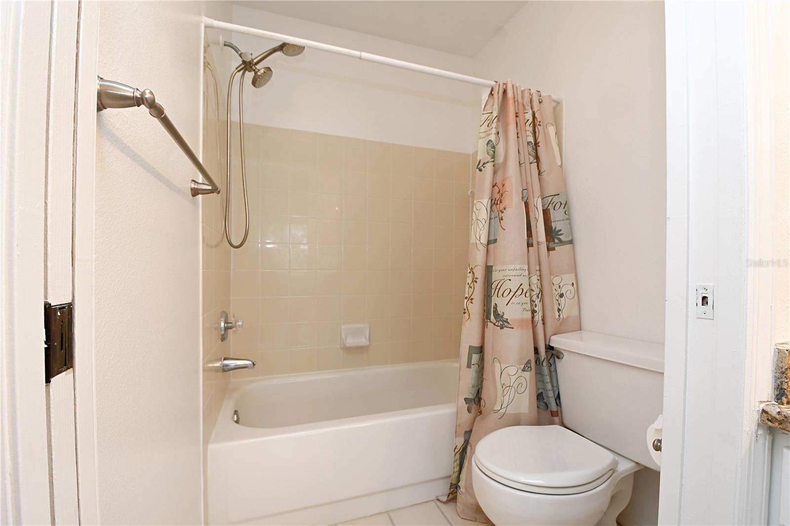 2400 FEATHER SOUND DR #615