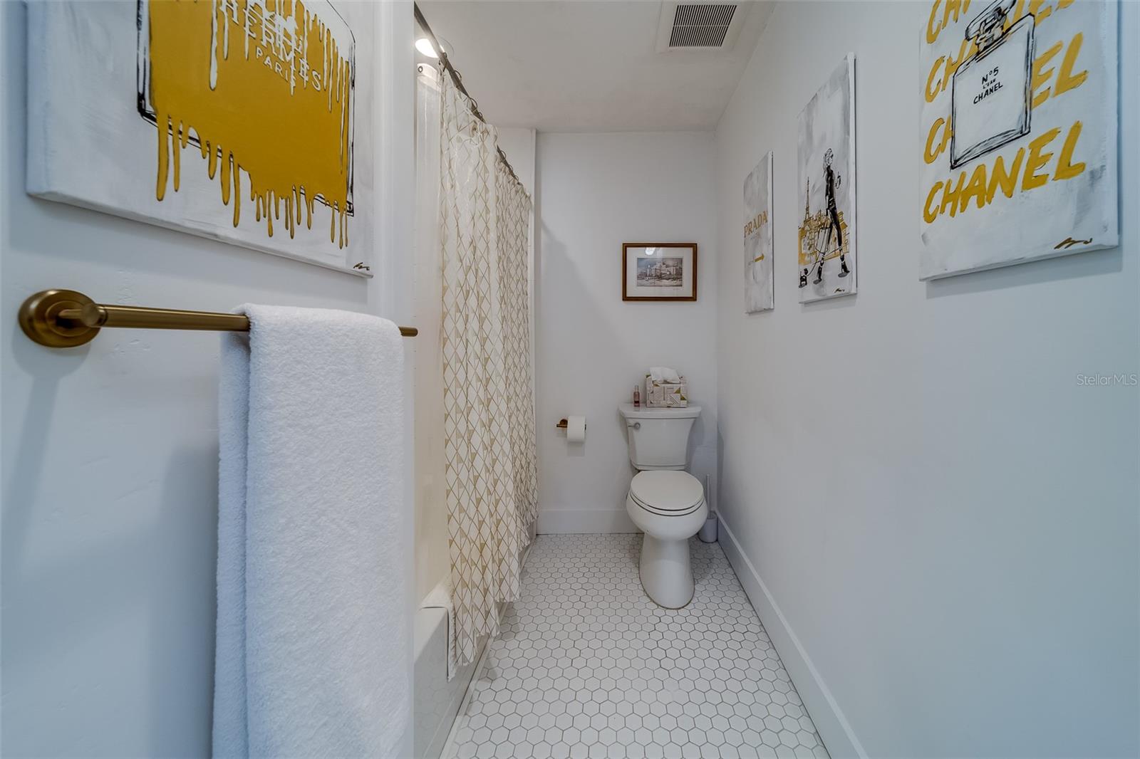 1867 MARYLAND AVE NE