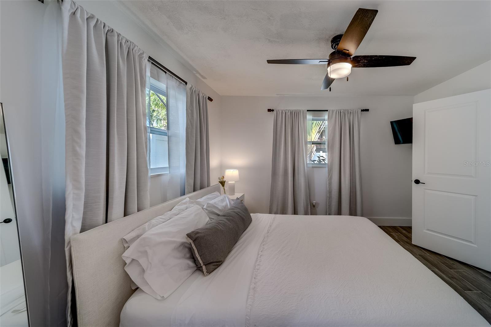 1867 MARYLAND AVE NE