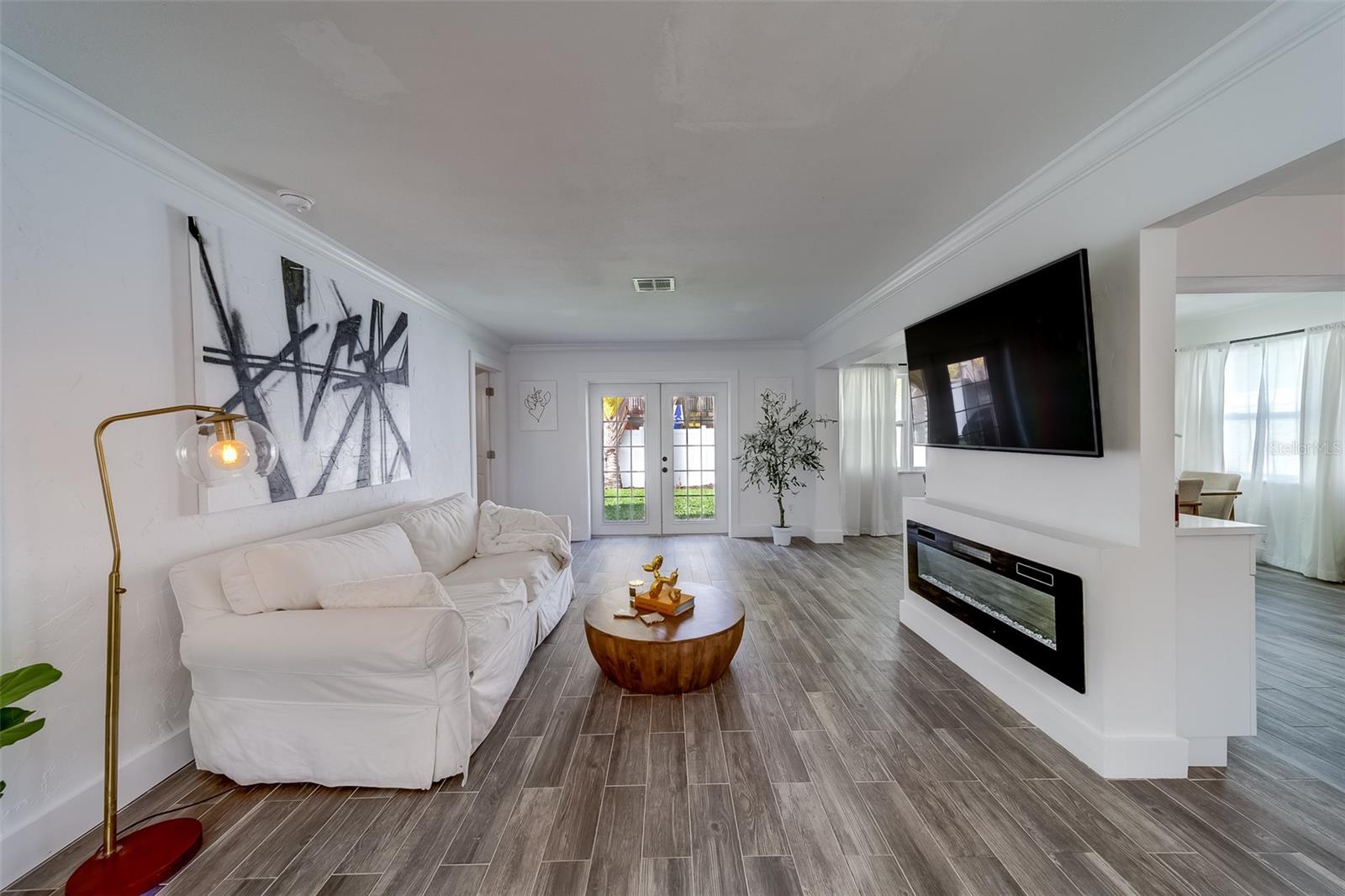 1867 MARYLAND AVE NE