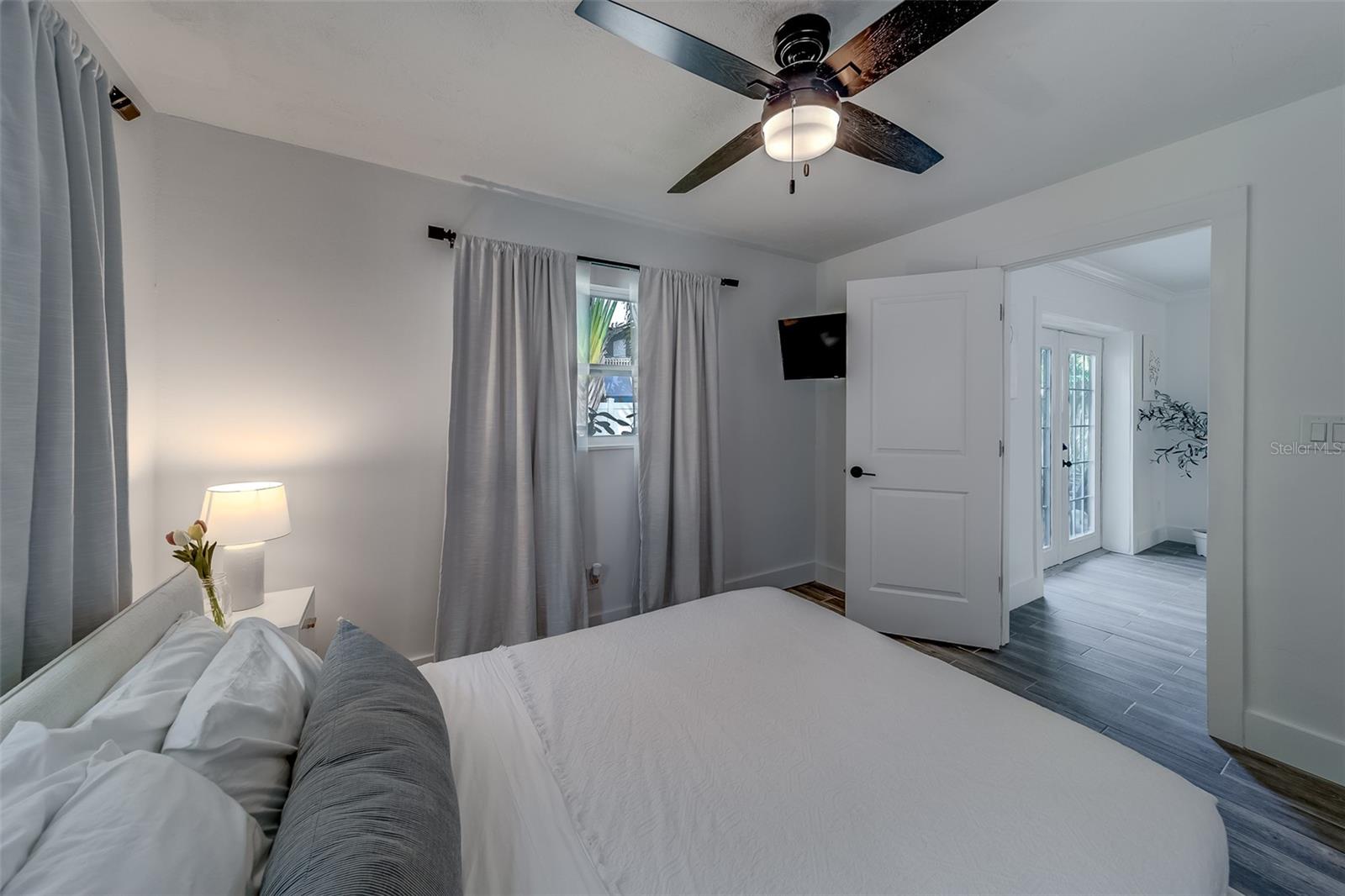 1867 MARYLAND AVE NE