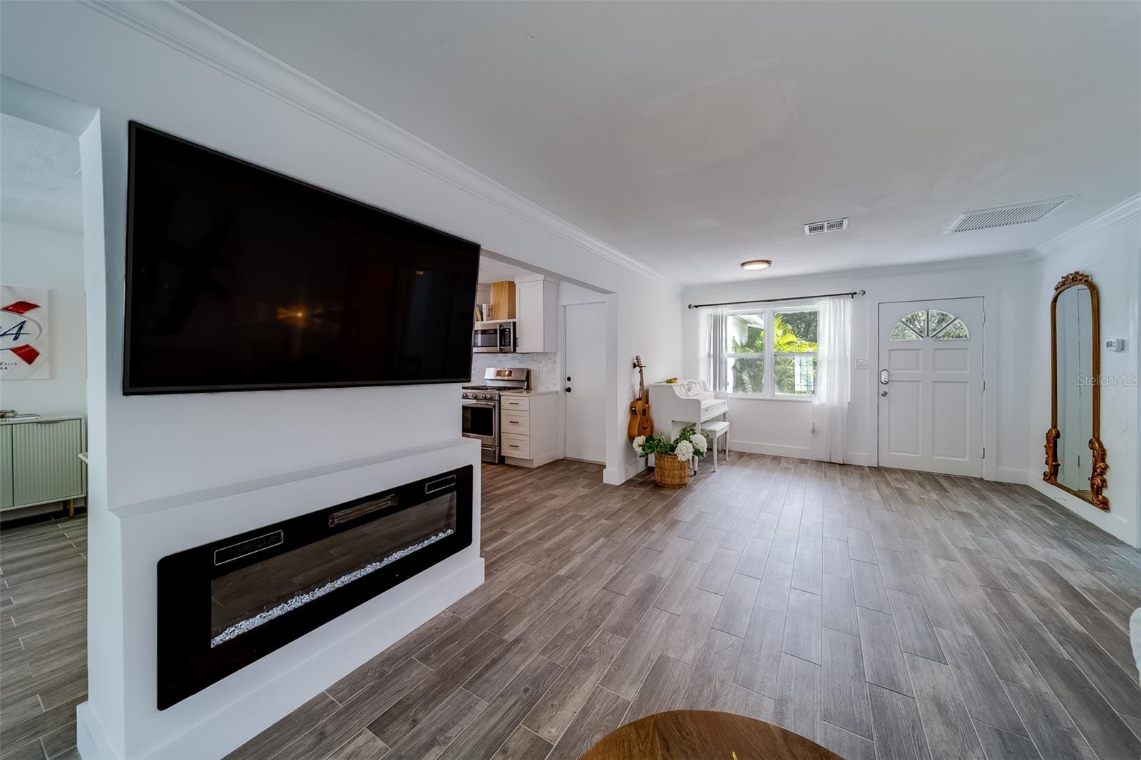 1867 MARYLAND AVE NE