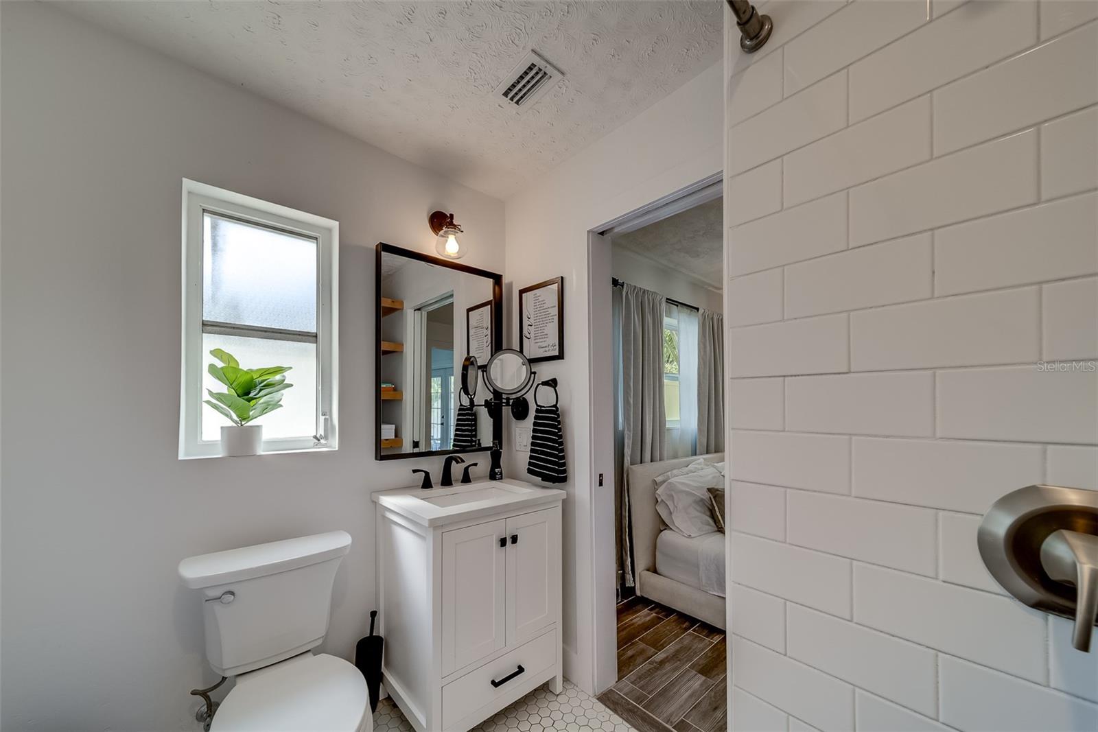 1867 MARYLAND AVE NE