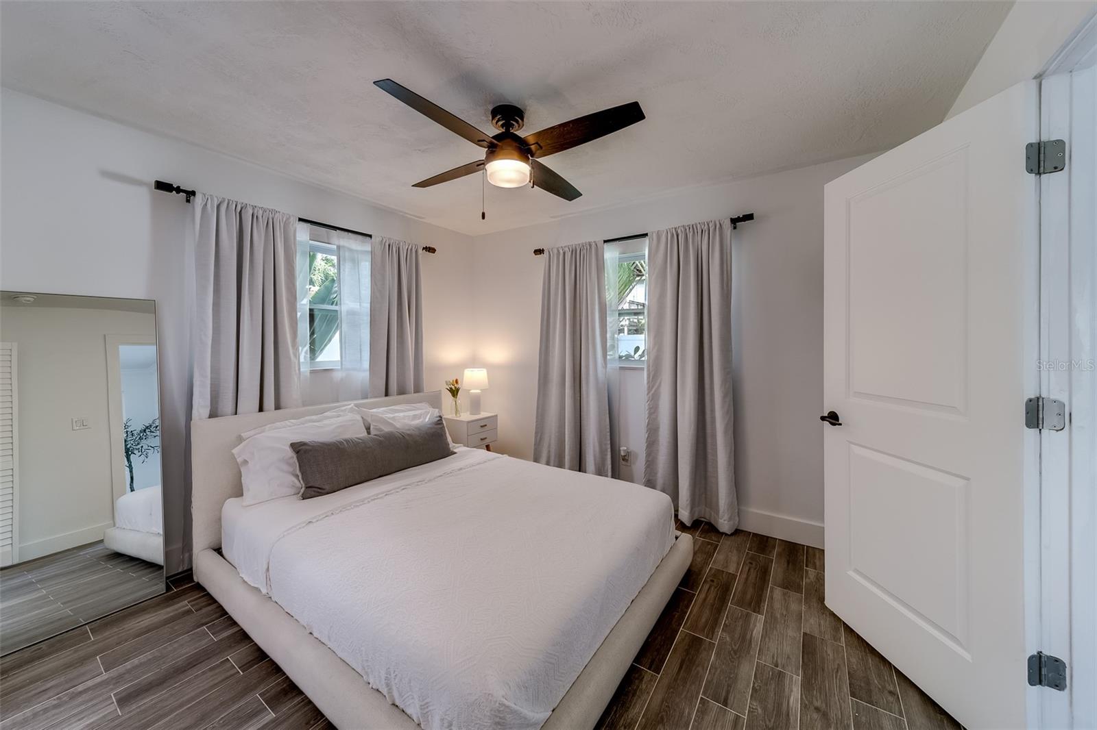 1867 MARYLAND AVE NE