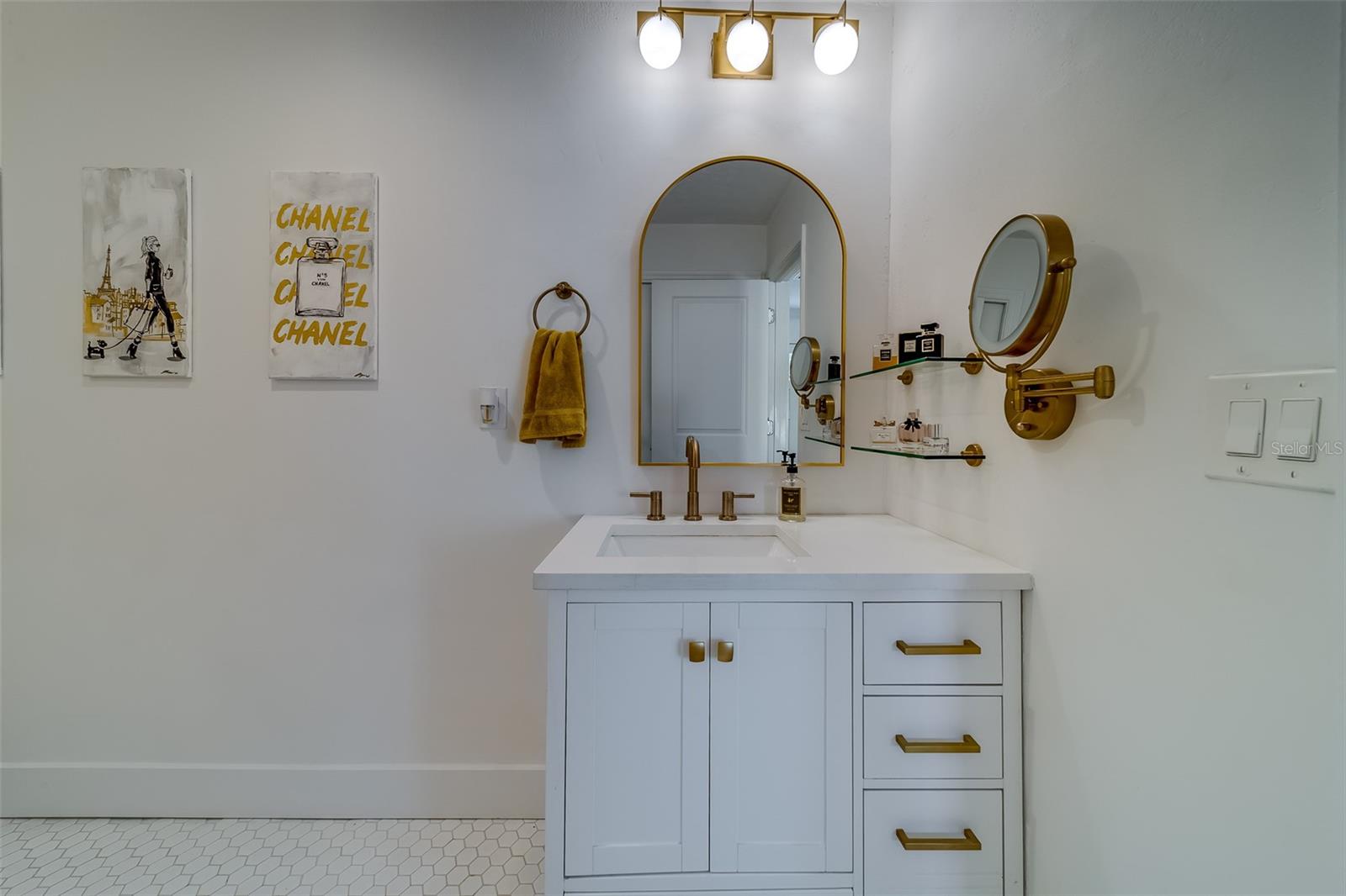 1867 MARYLAND AVE NE