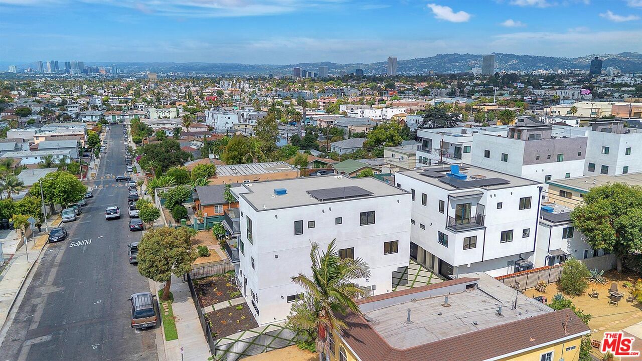 4703 Saturn St Unit: 1/2
