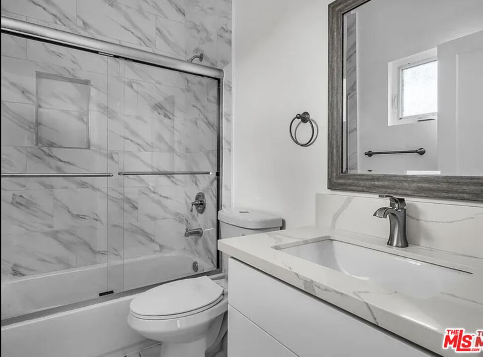 4701 Saturn St Unit: 1/4