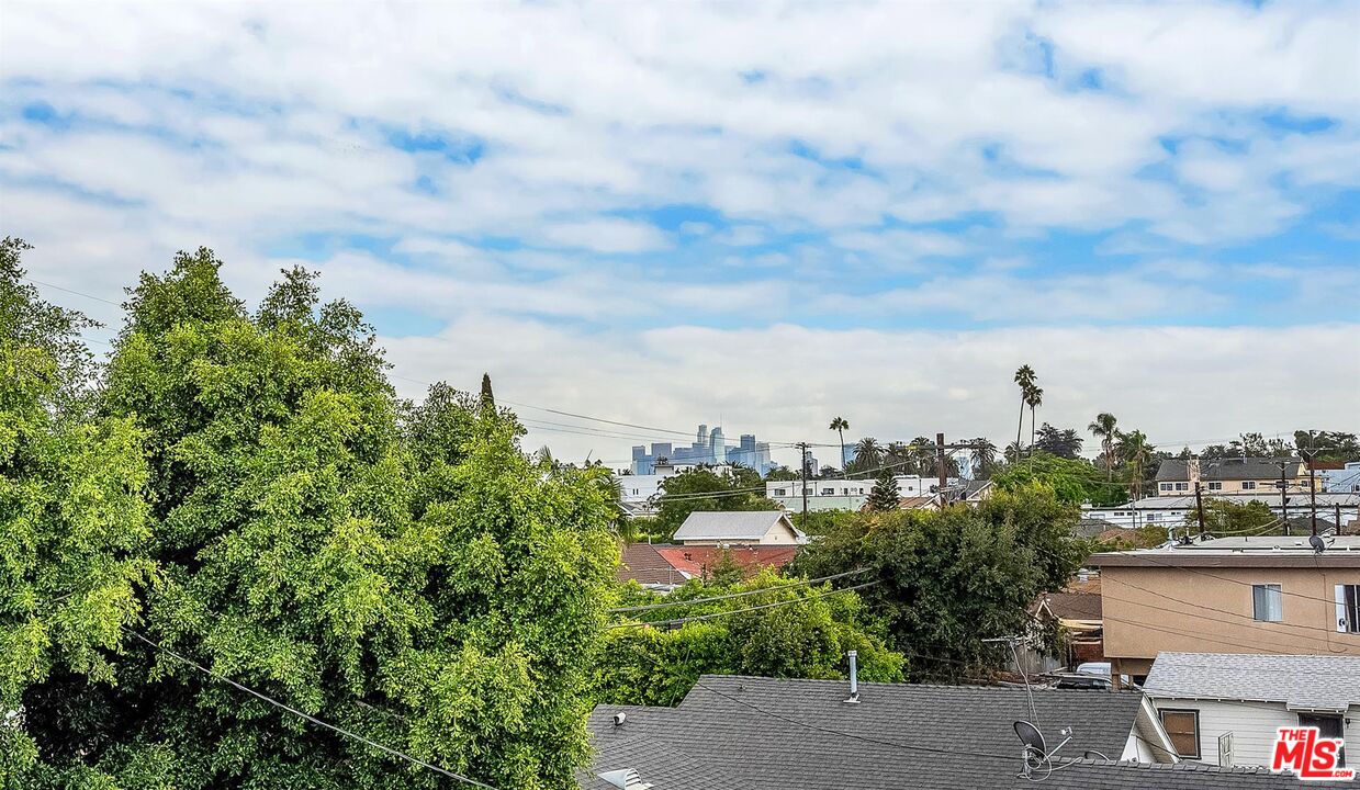 4703 Saturn St Unit: 1/2