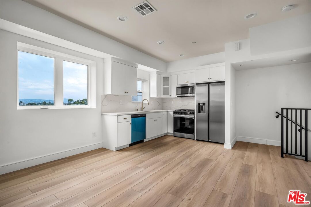 4701 Saturn St Unit: 1/4