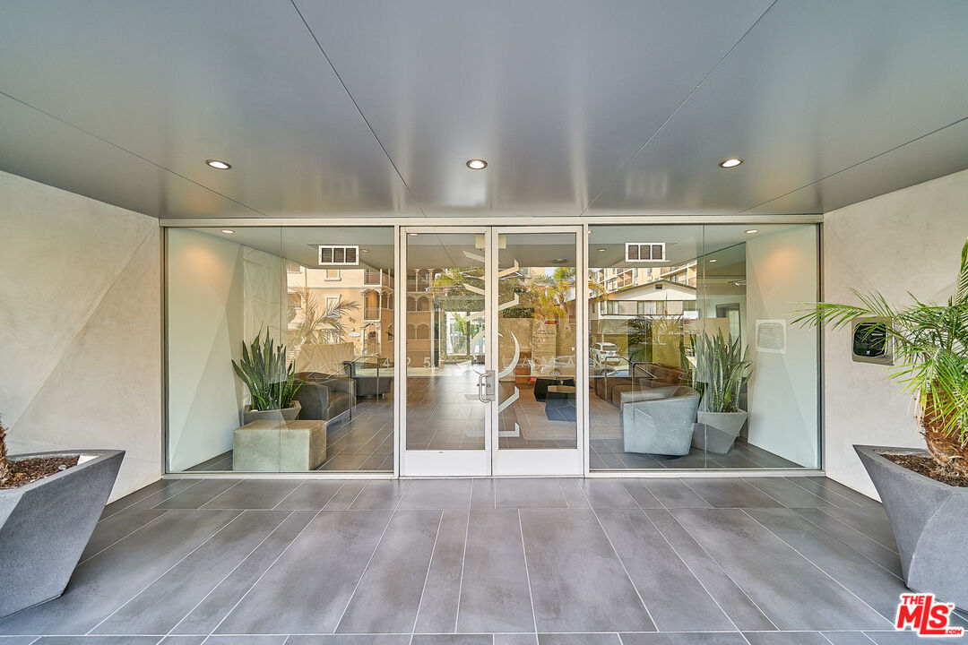 425 S Willaman Dr Unit: 306