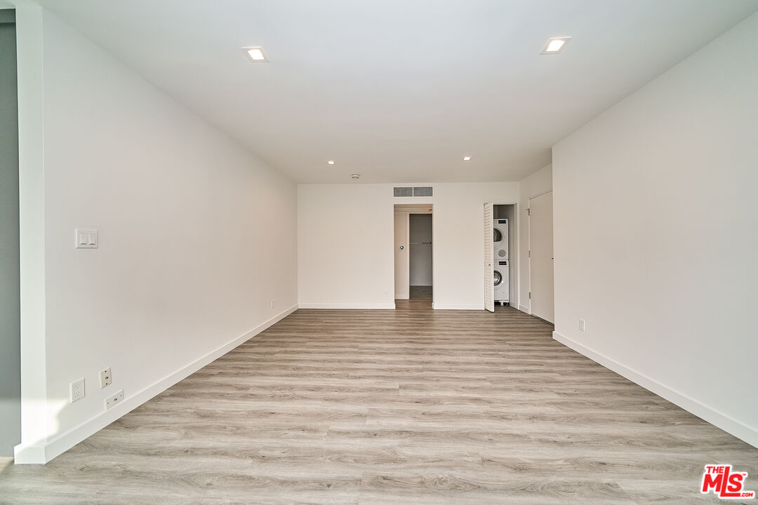 425 S Willaman Dr Unit: 308