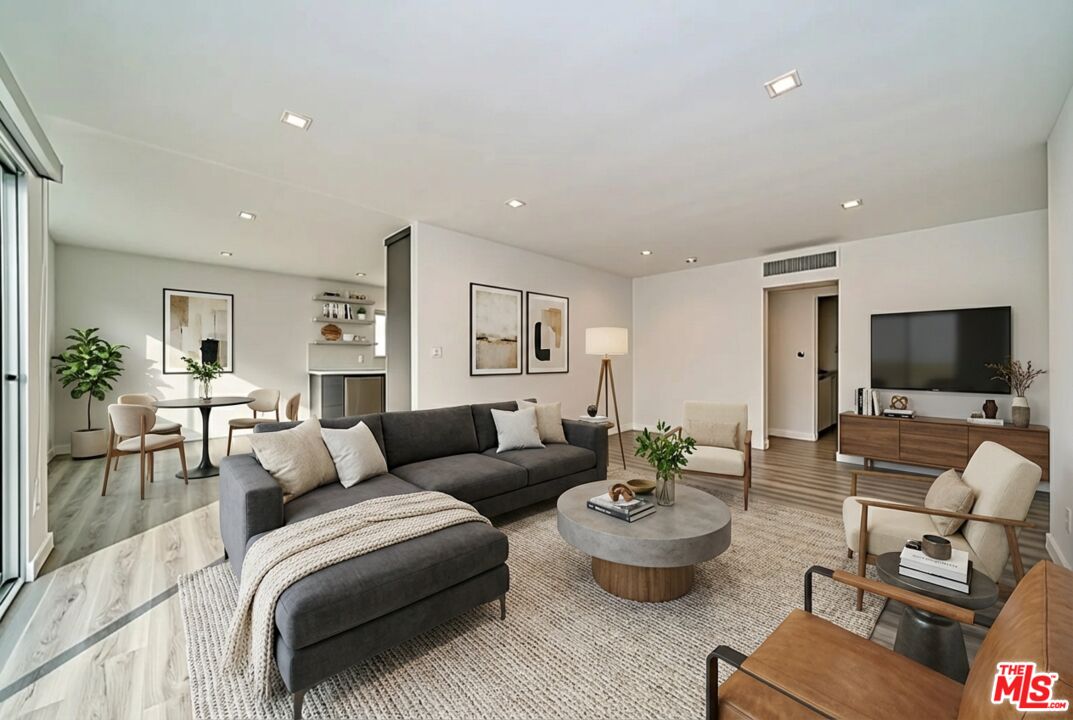 425 S Willaman Dr Unit: 308