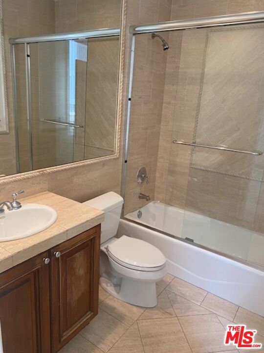 129 S Elm Dr Unit: 101