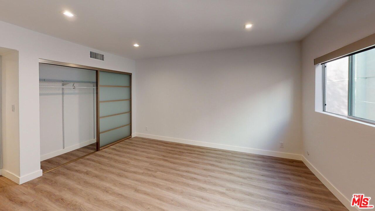 425 S Willaman Dr Unit: 203