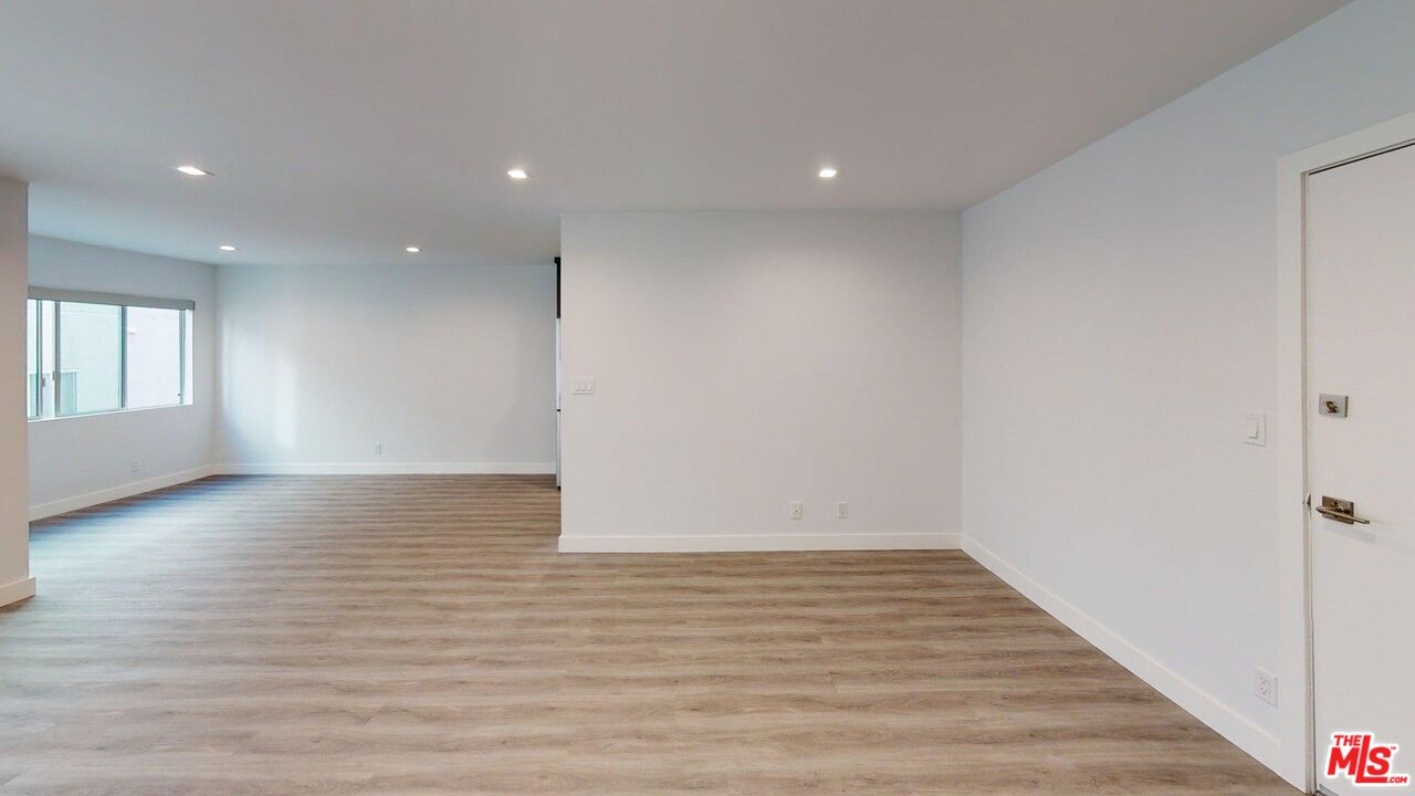 425 S Willaman Dr Unit: 203