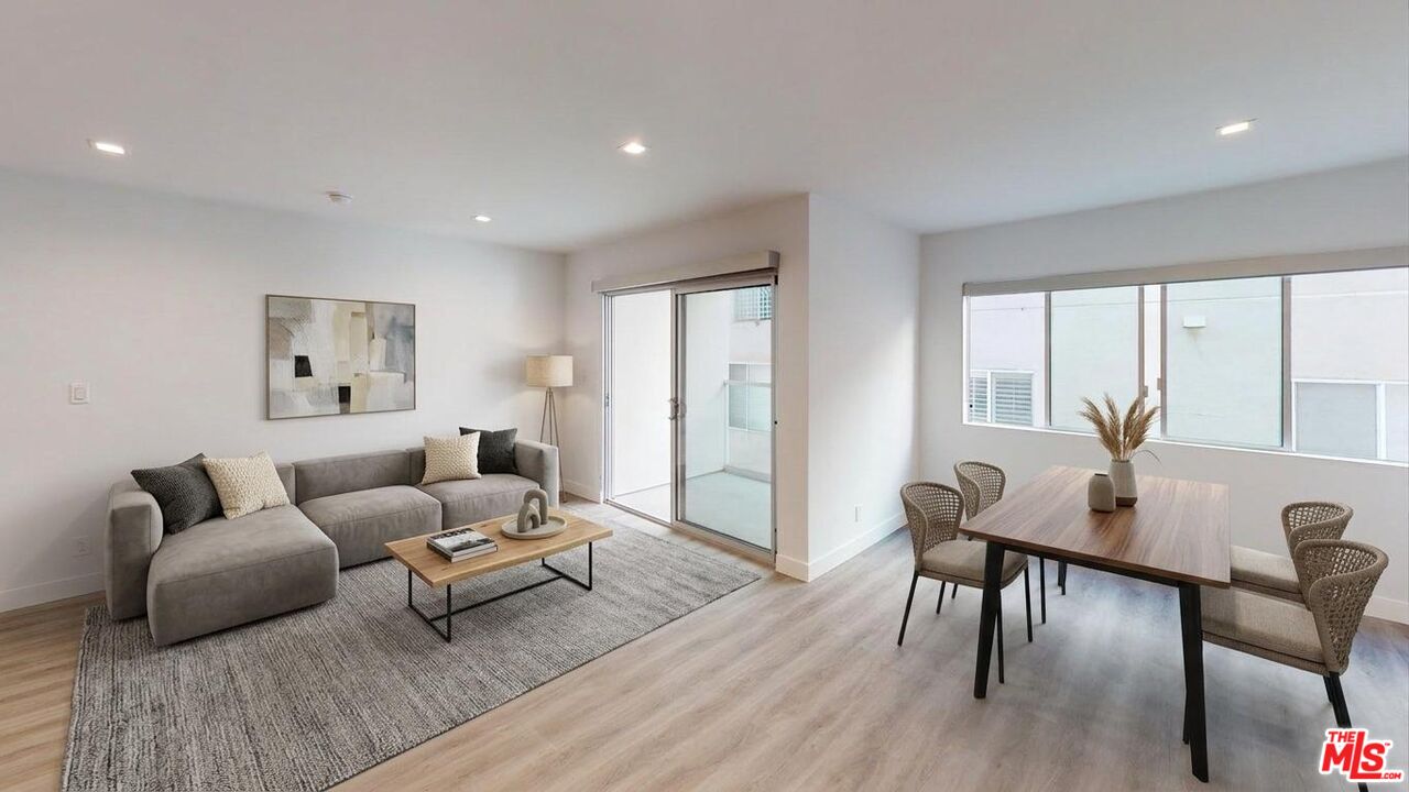 425 S Willaman Dr Unit: 203