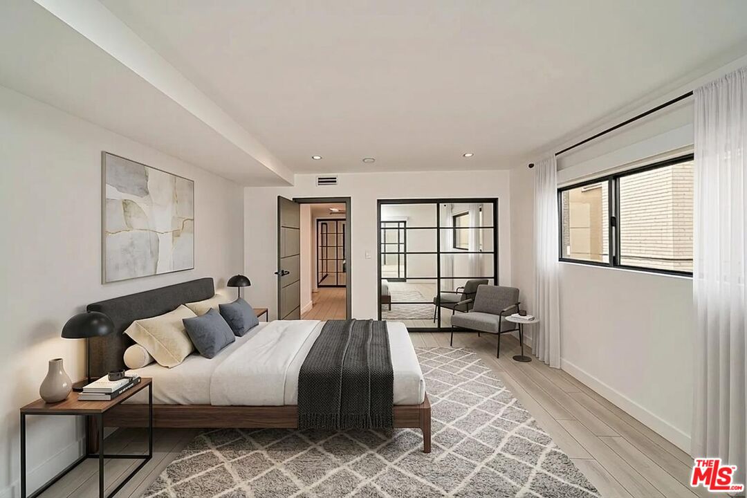 145 S Maple Dr Unit: 101