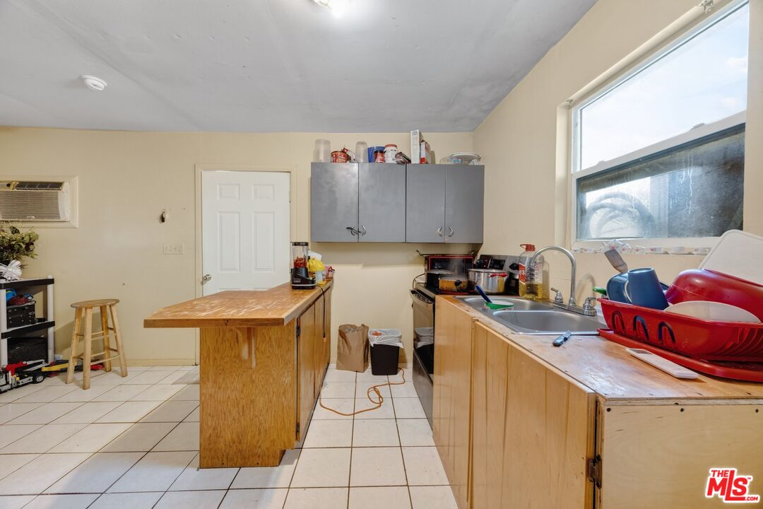 807 Shalimar Dr