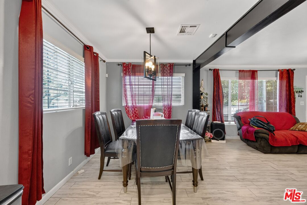 807 Shalimar Dr