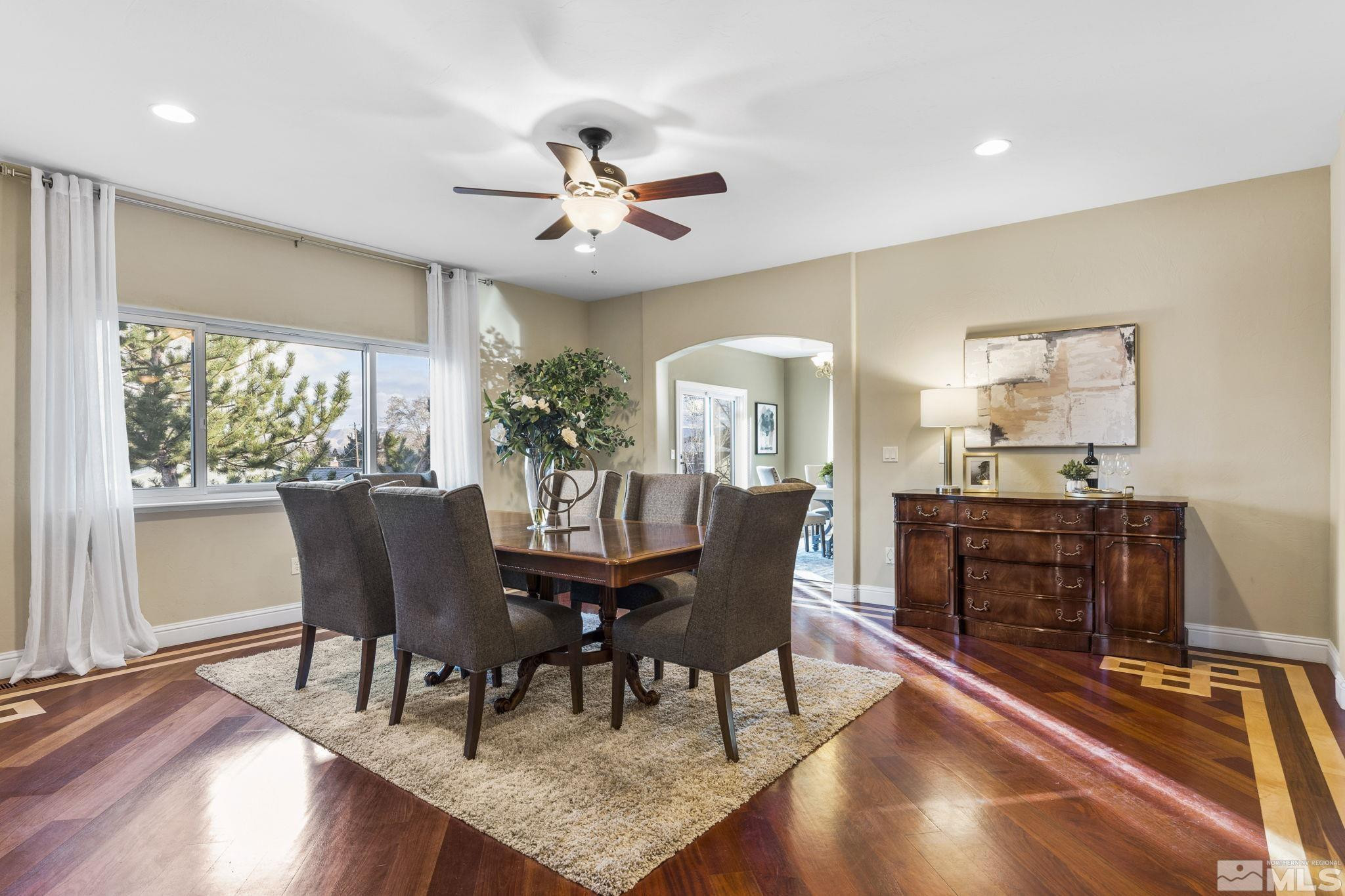 1640 S Arlington
