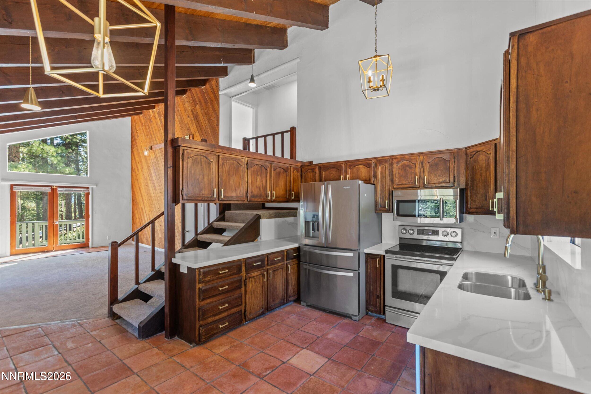 805 Geraldine Drive