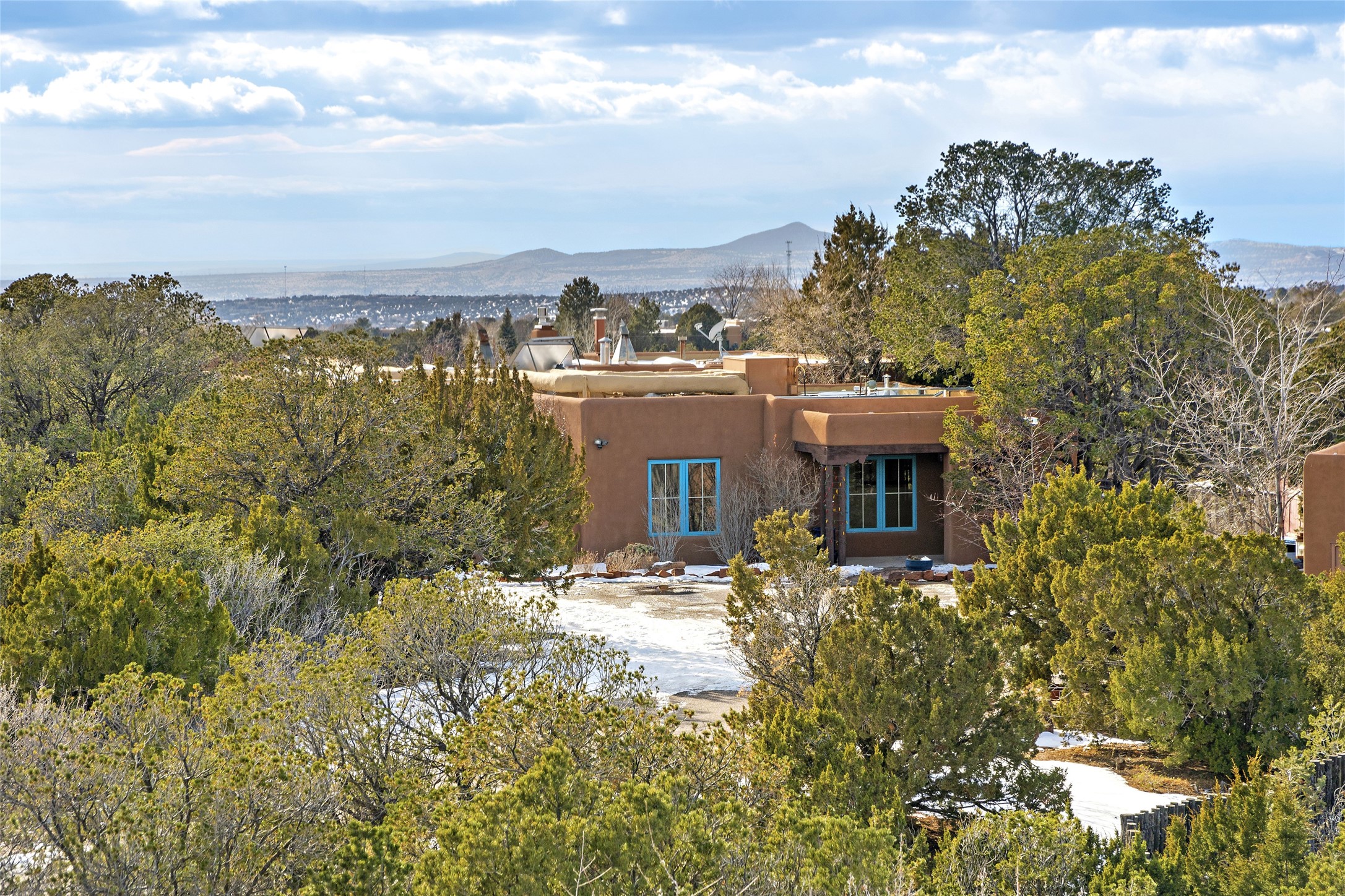 1040 Bishops Lodge Road