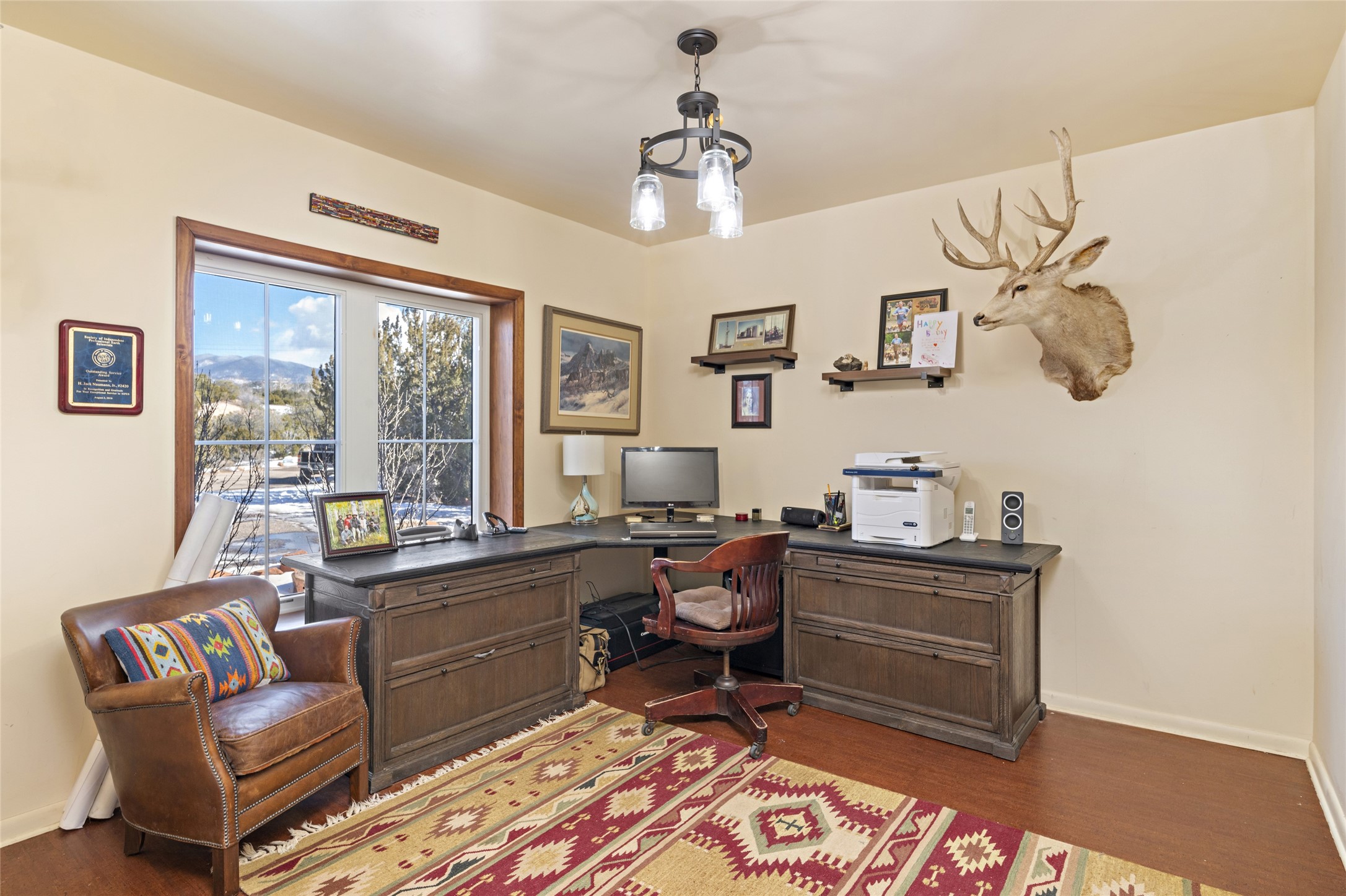 1040 Bishops Lodge Road