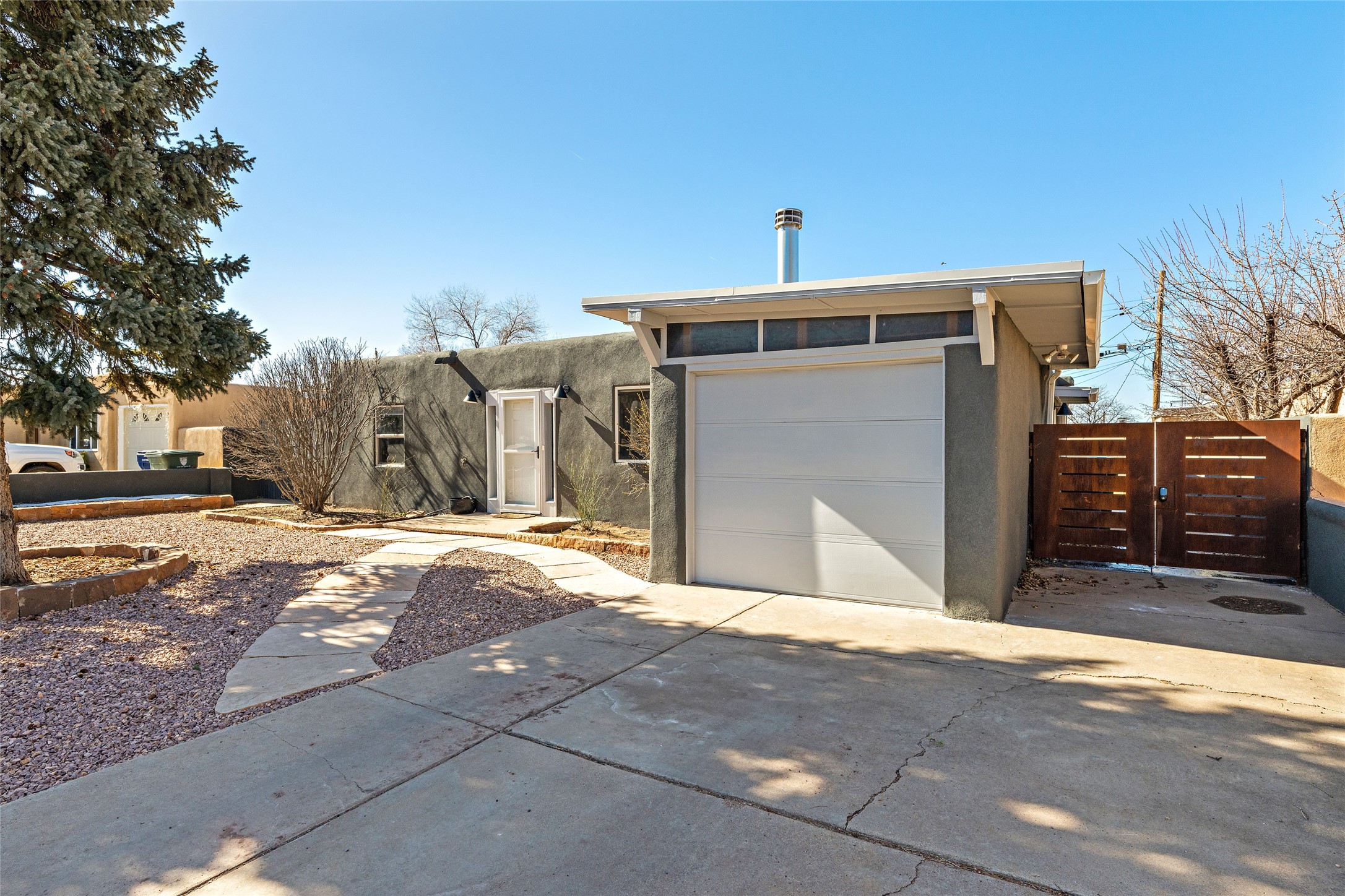 1204 Declovina Street