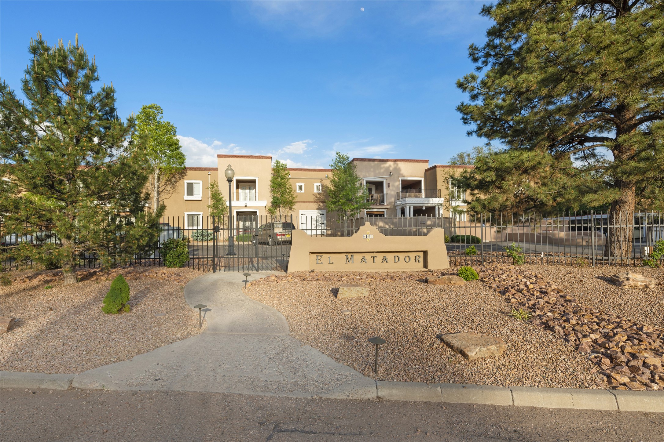663 Bishops Lodge Road 21