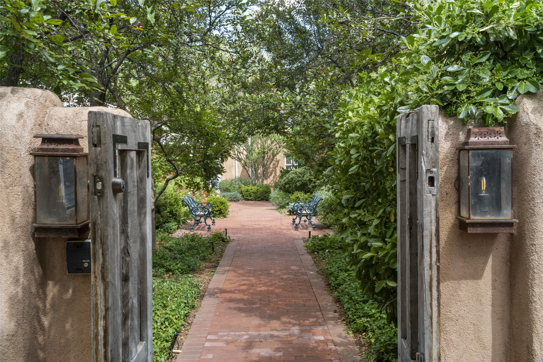 409 Camino Del Monte Sol