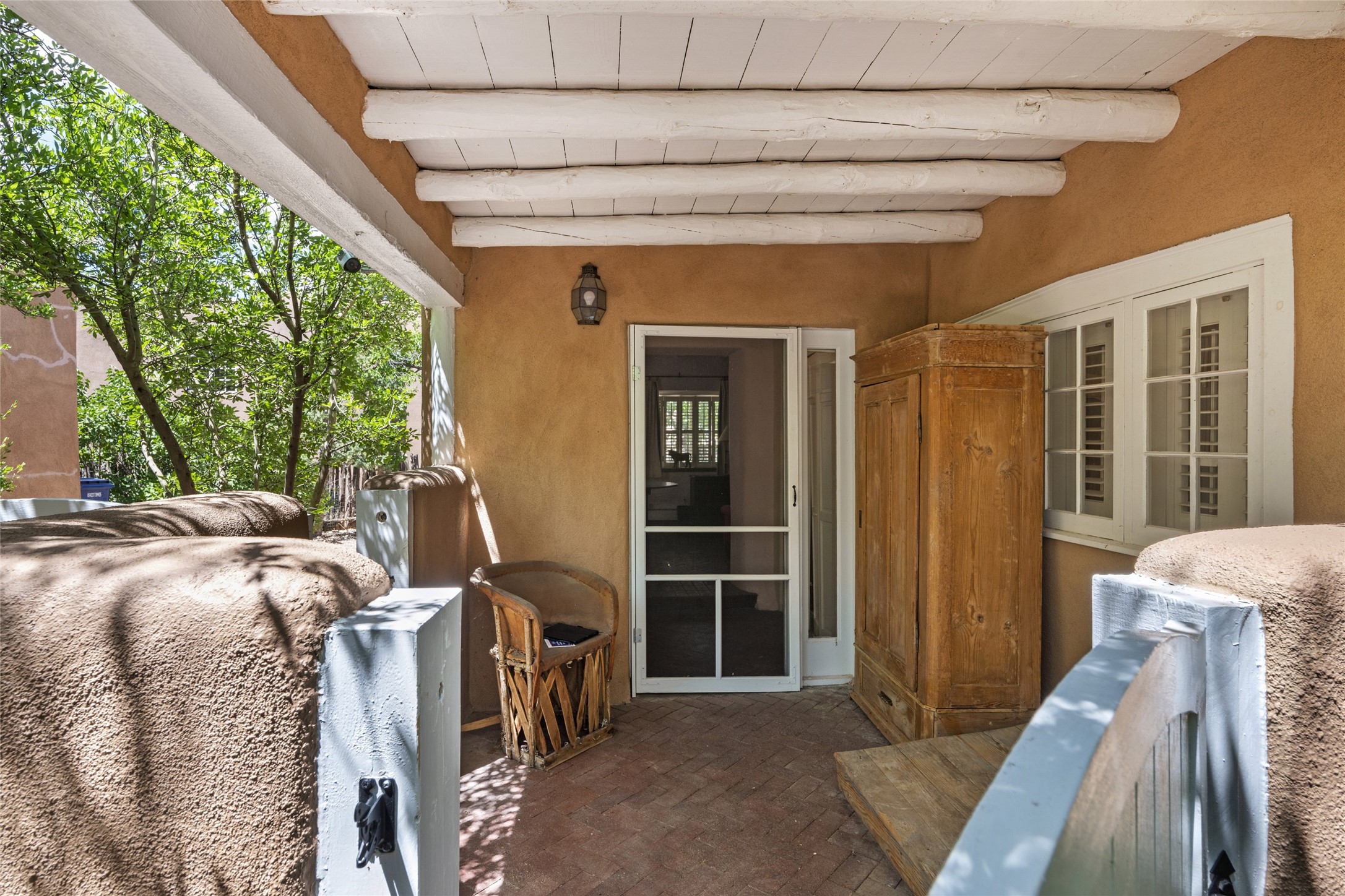 409 Camino Del Monte Sol