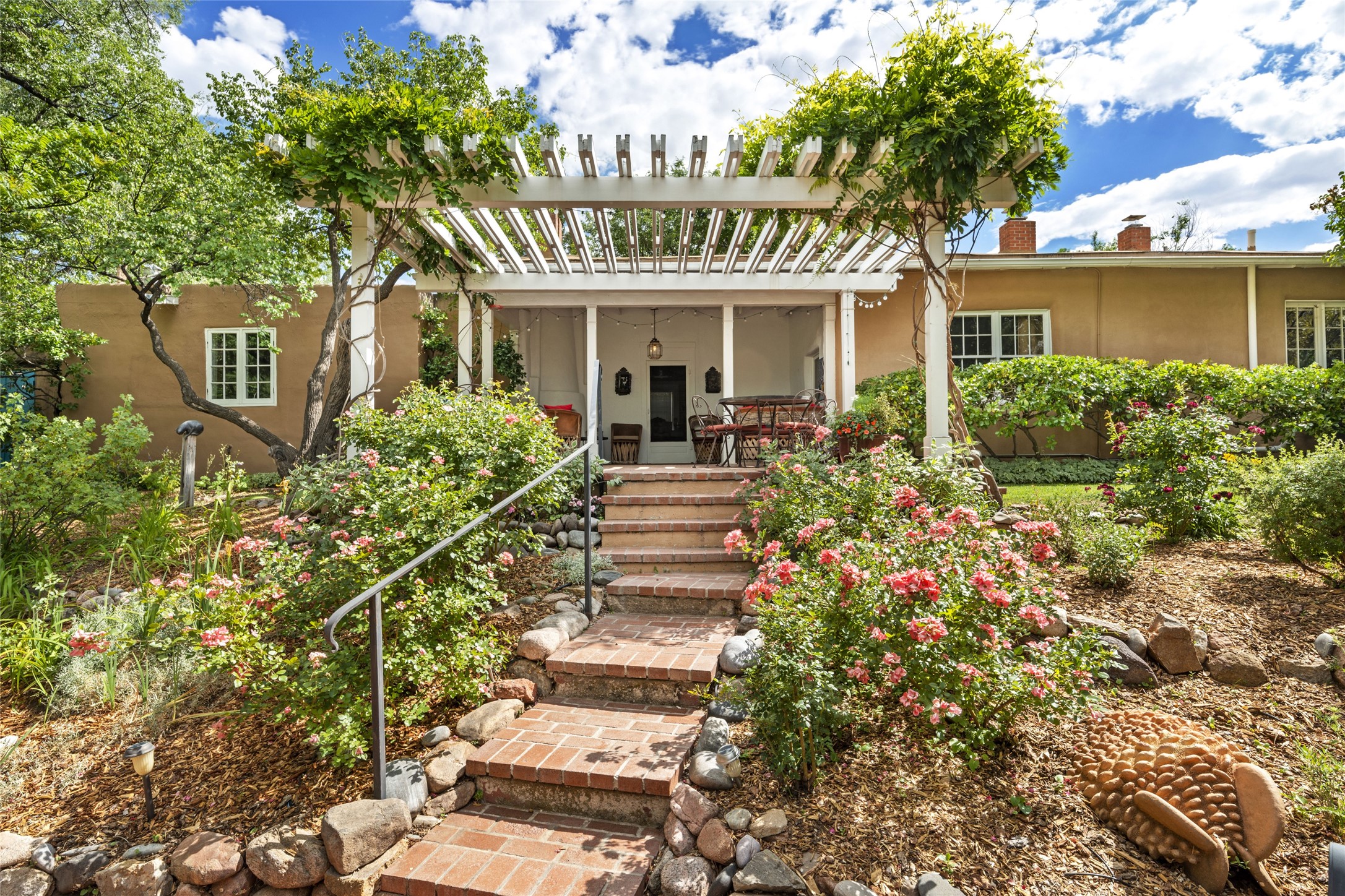 409 Camino Del Monte Sol