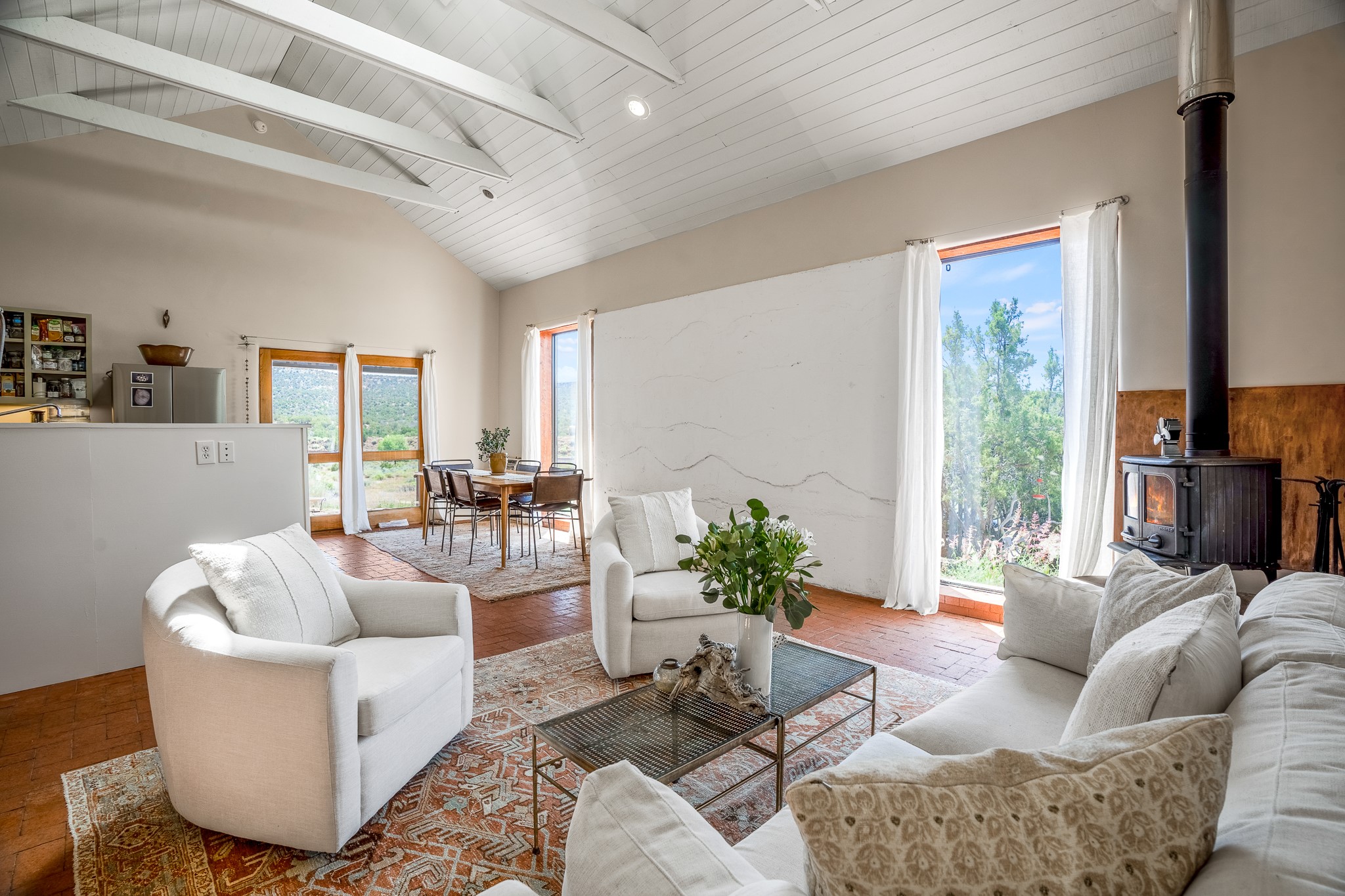 73 Los Hornos Road