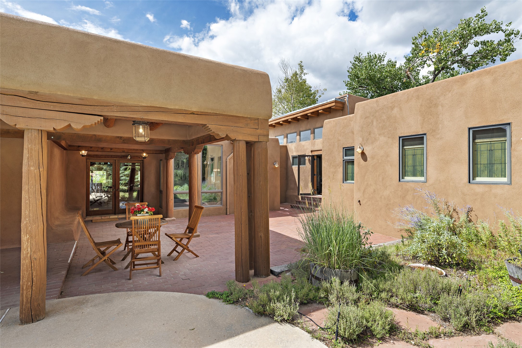 4001 Old Santa Fe Trail