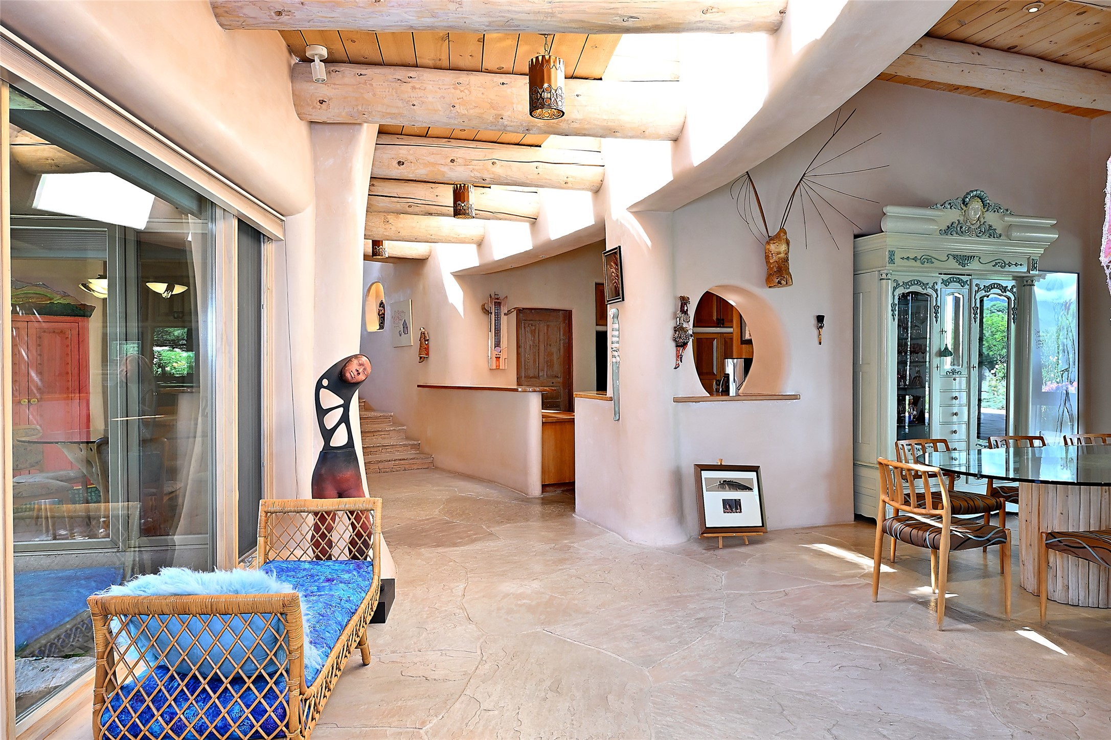 909 Calle Arco
