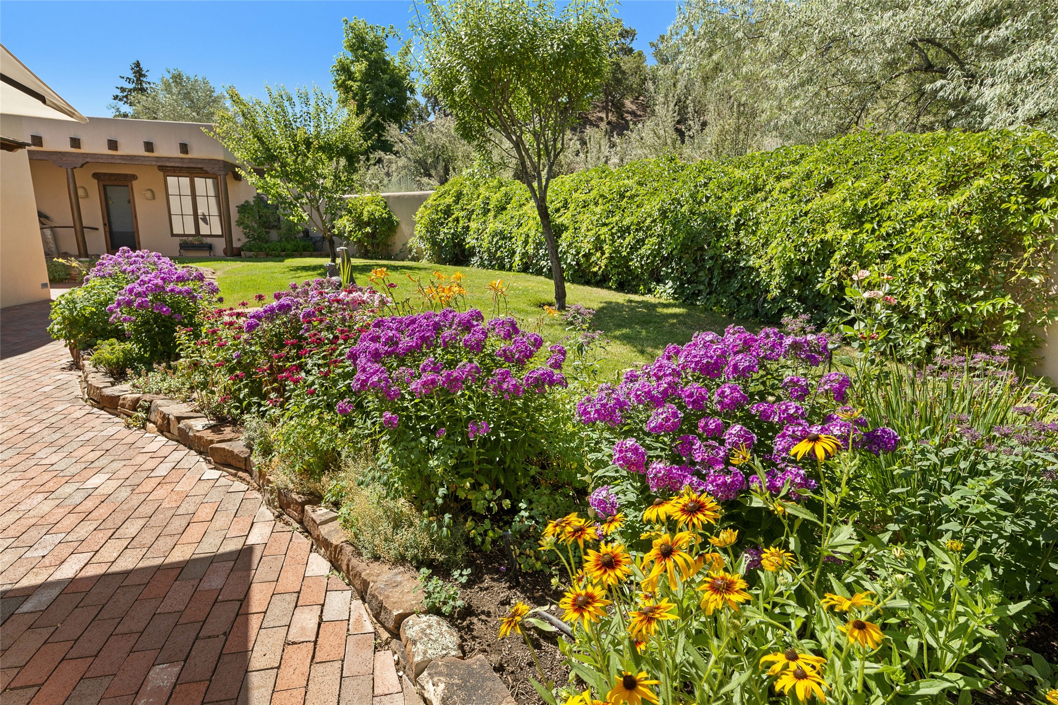 1236 Bishops Lodge Road