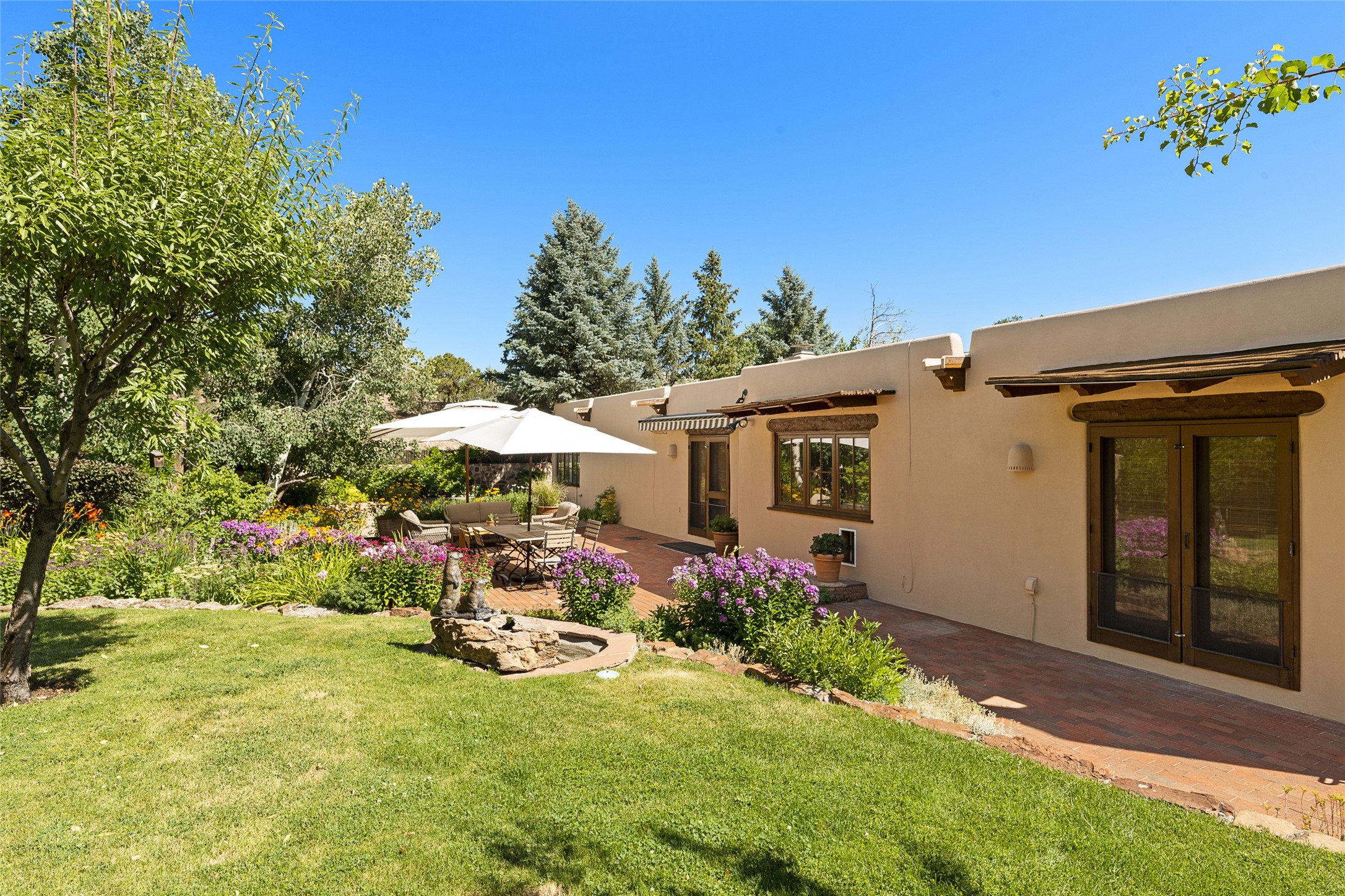 1236 Bishops Lodge Road