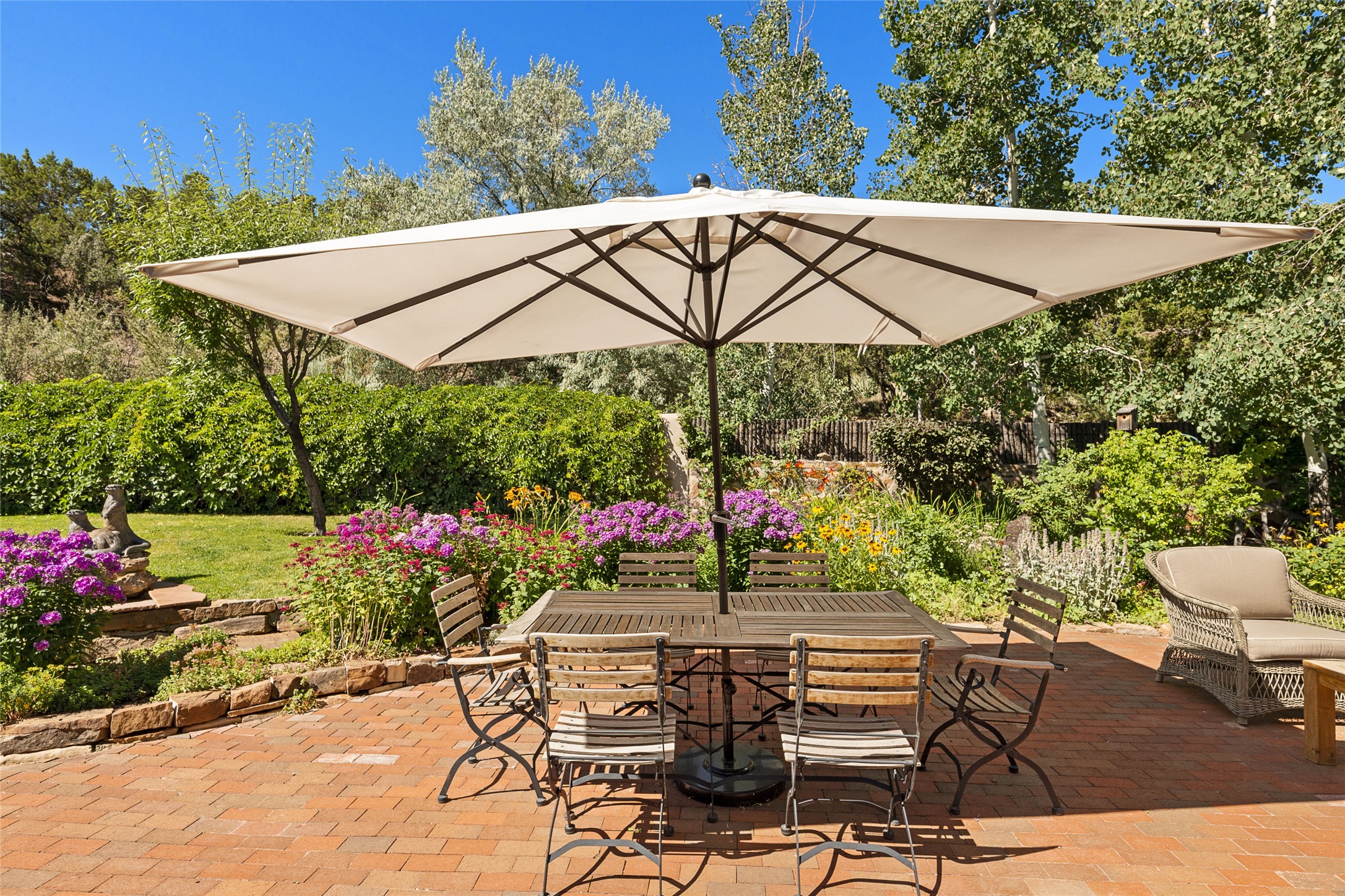 1236 Bishops Lodge Road