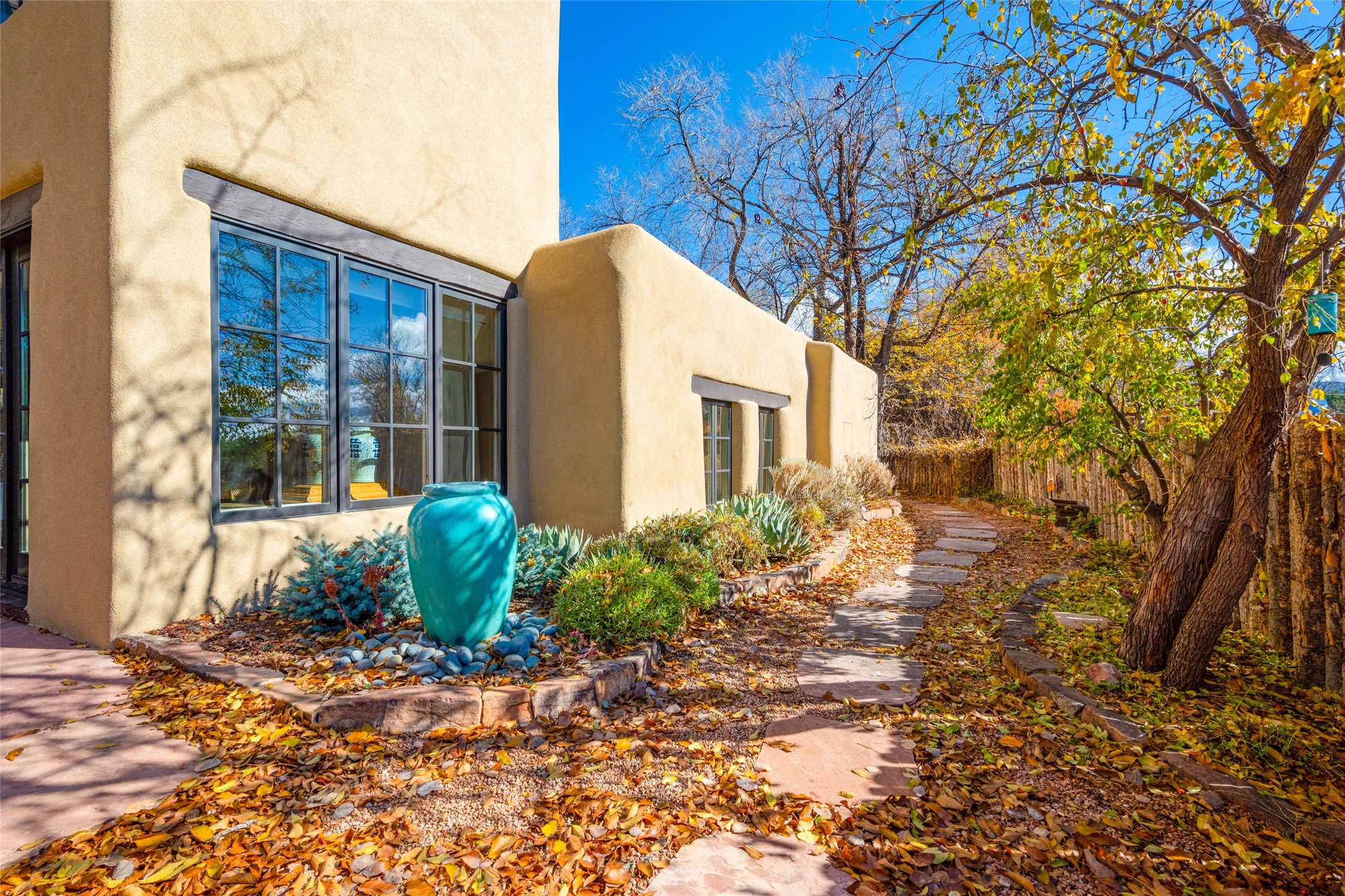 368 Rodriguez Street