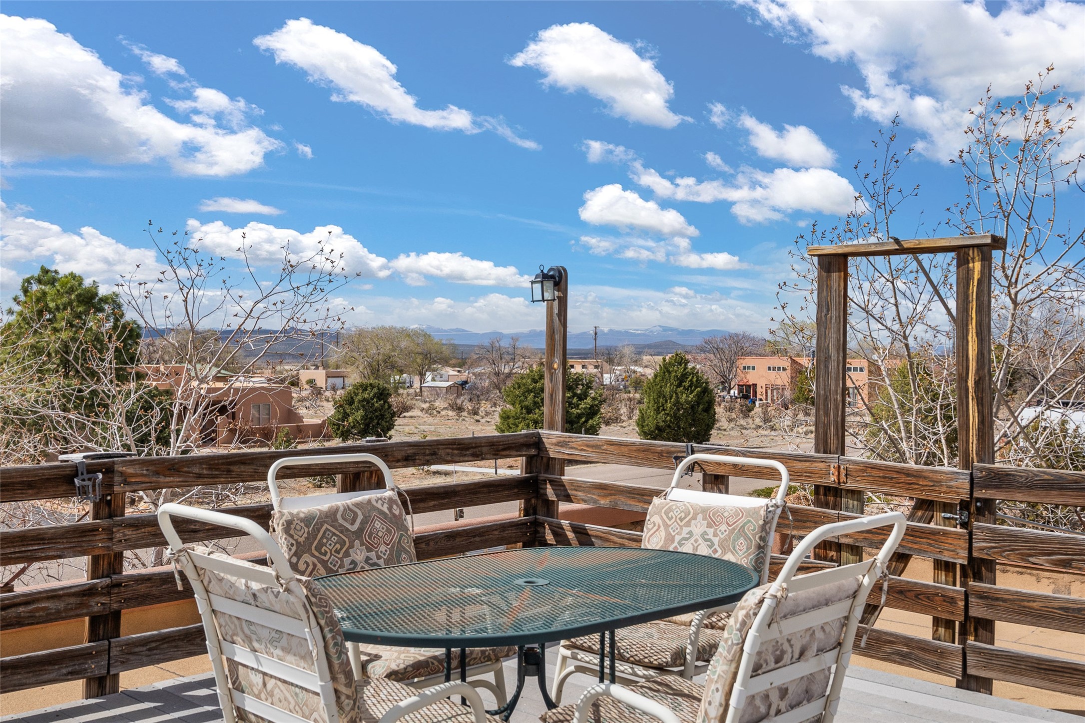3913 Calle Tangara