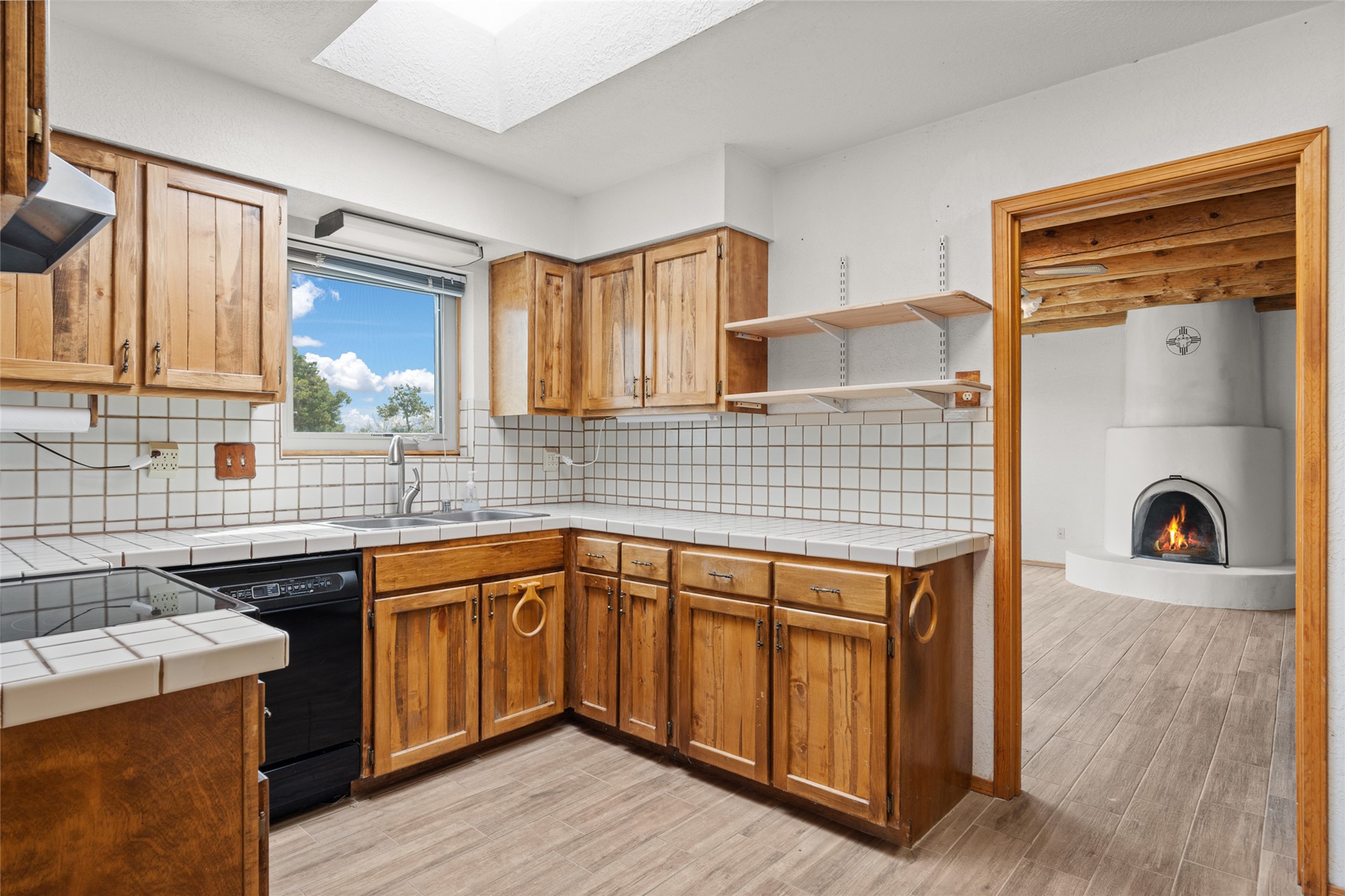 3913 Calle Tangara