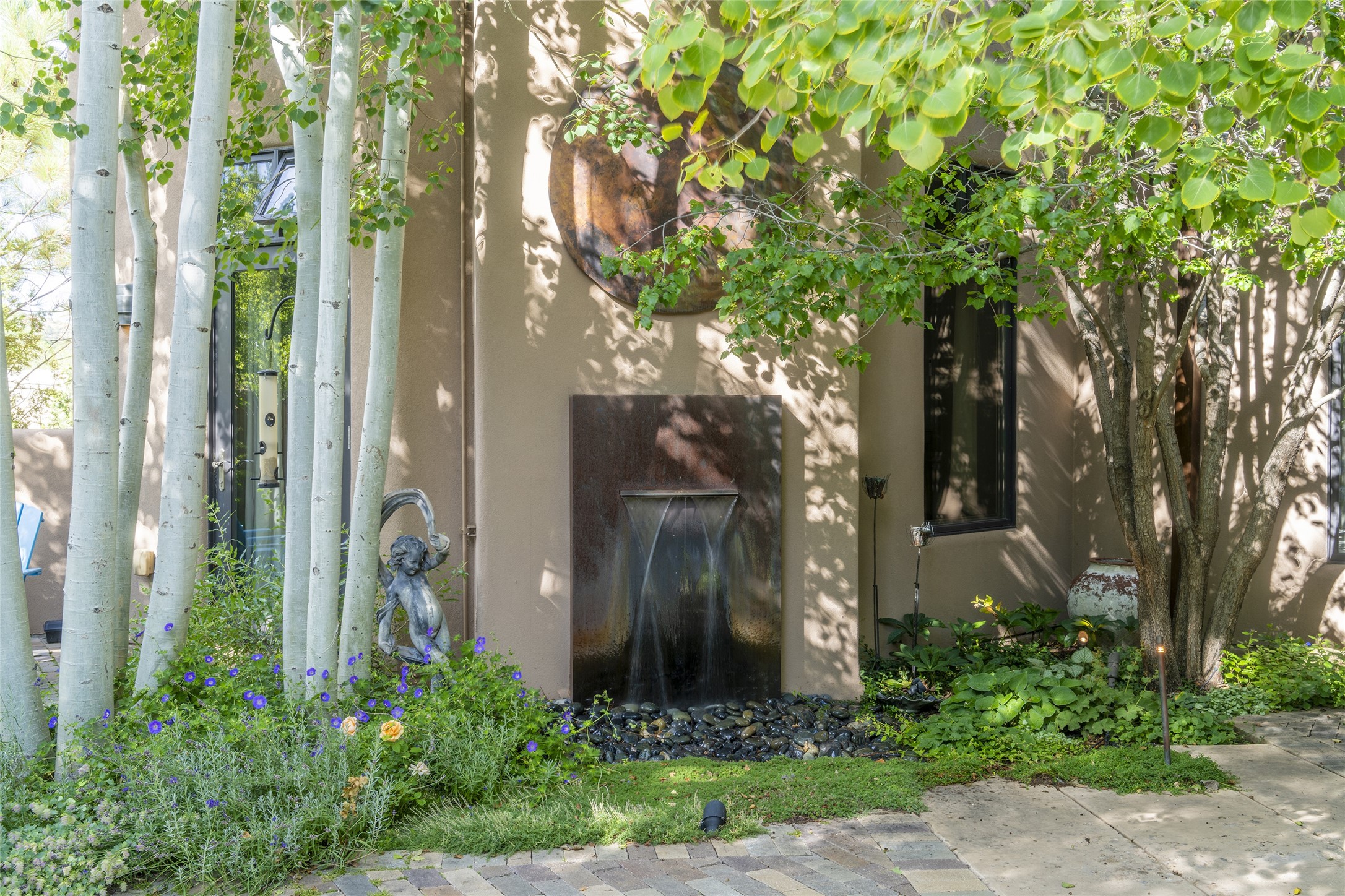 709 Gonzales Road