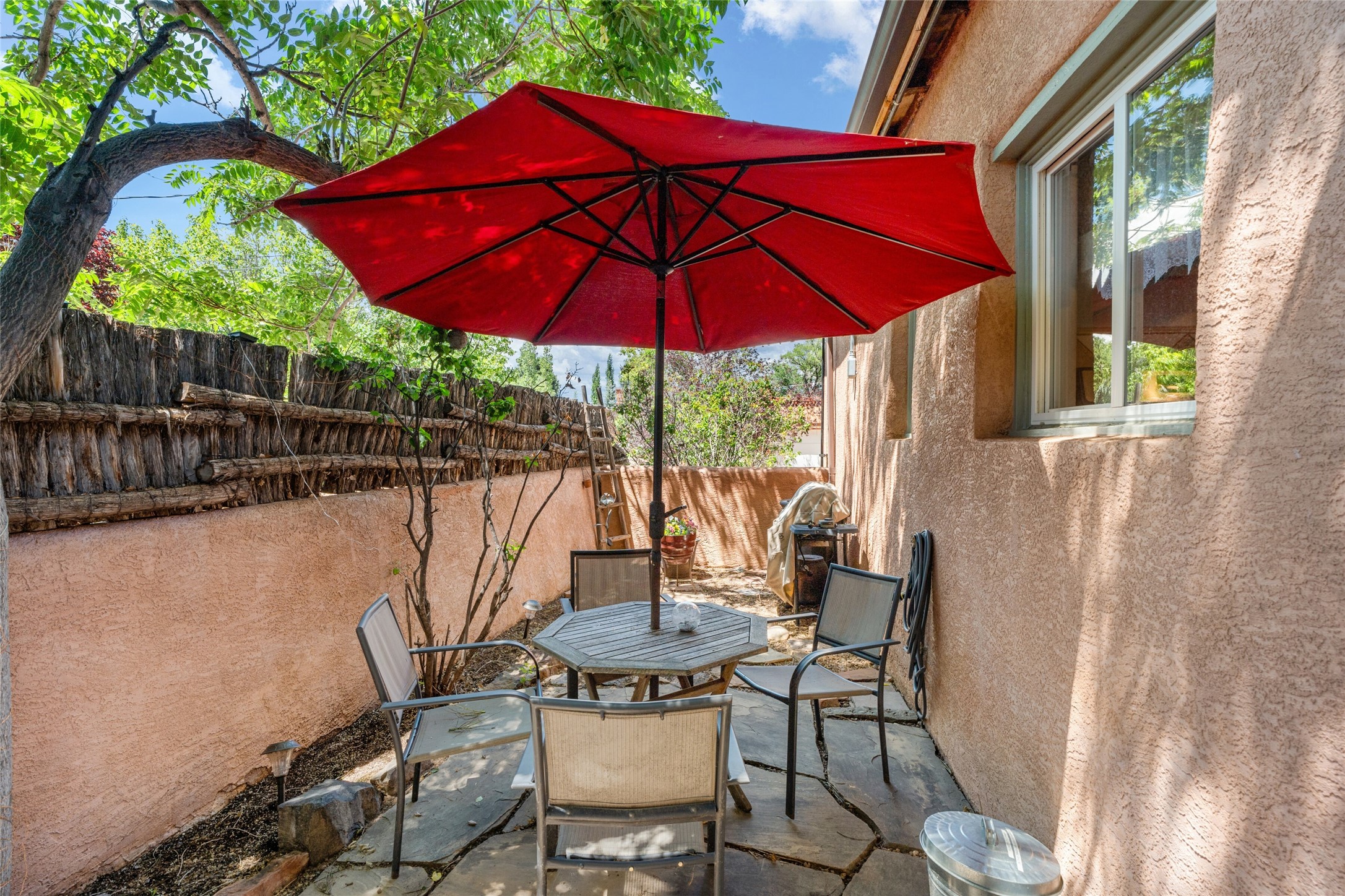 142 W Berger Street 3
