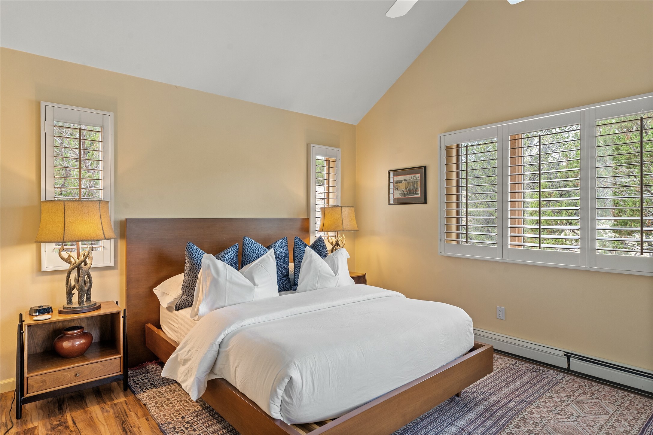 225 Valle Del Sol