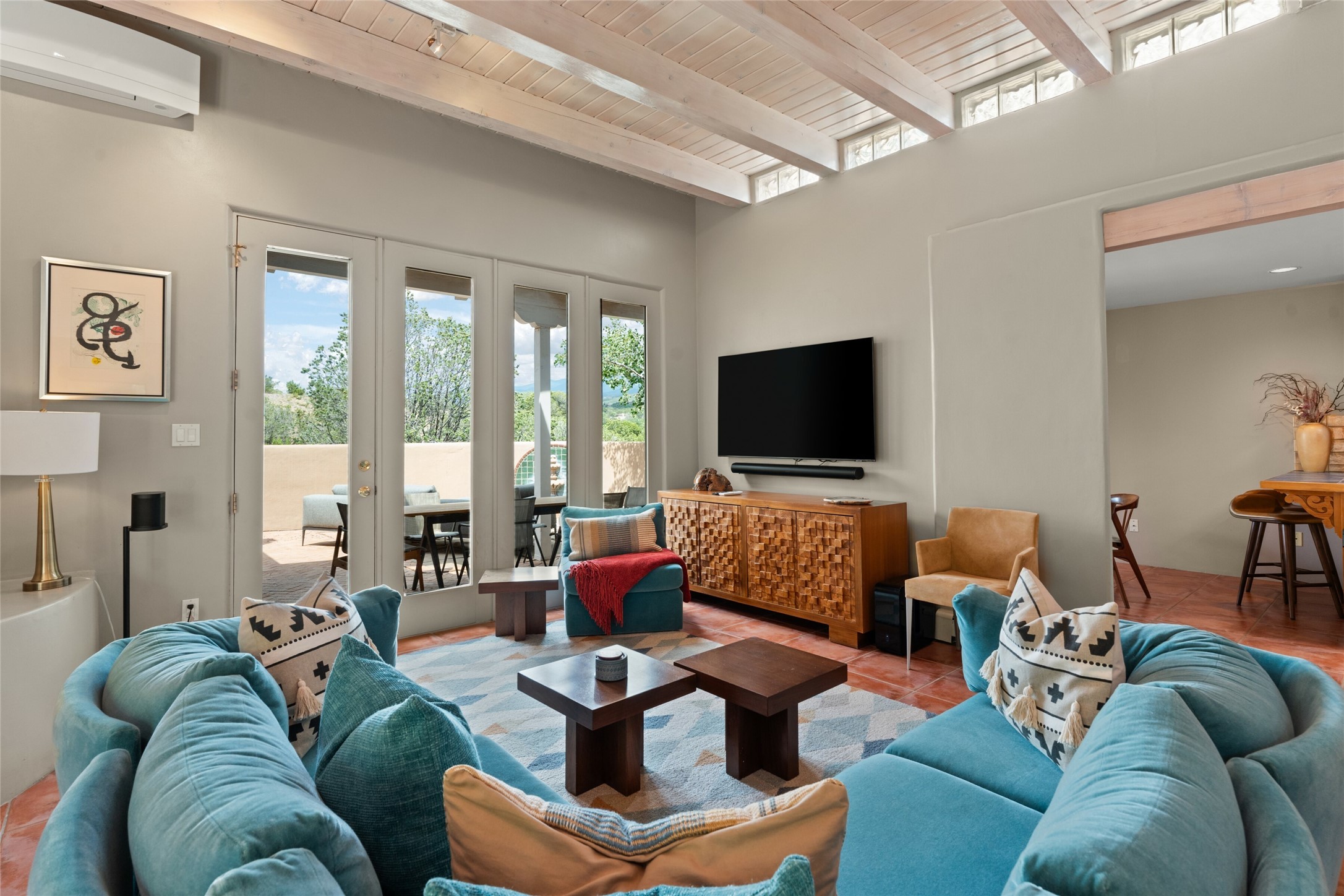 225 Valle Del Sol