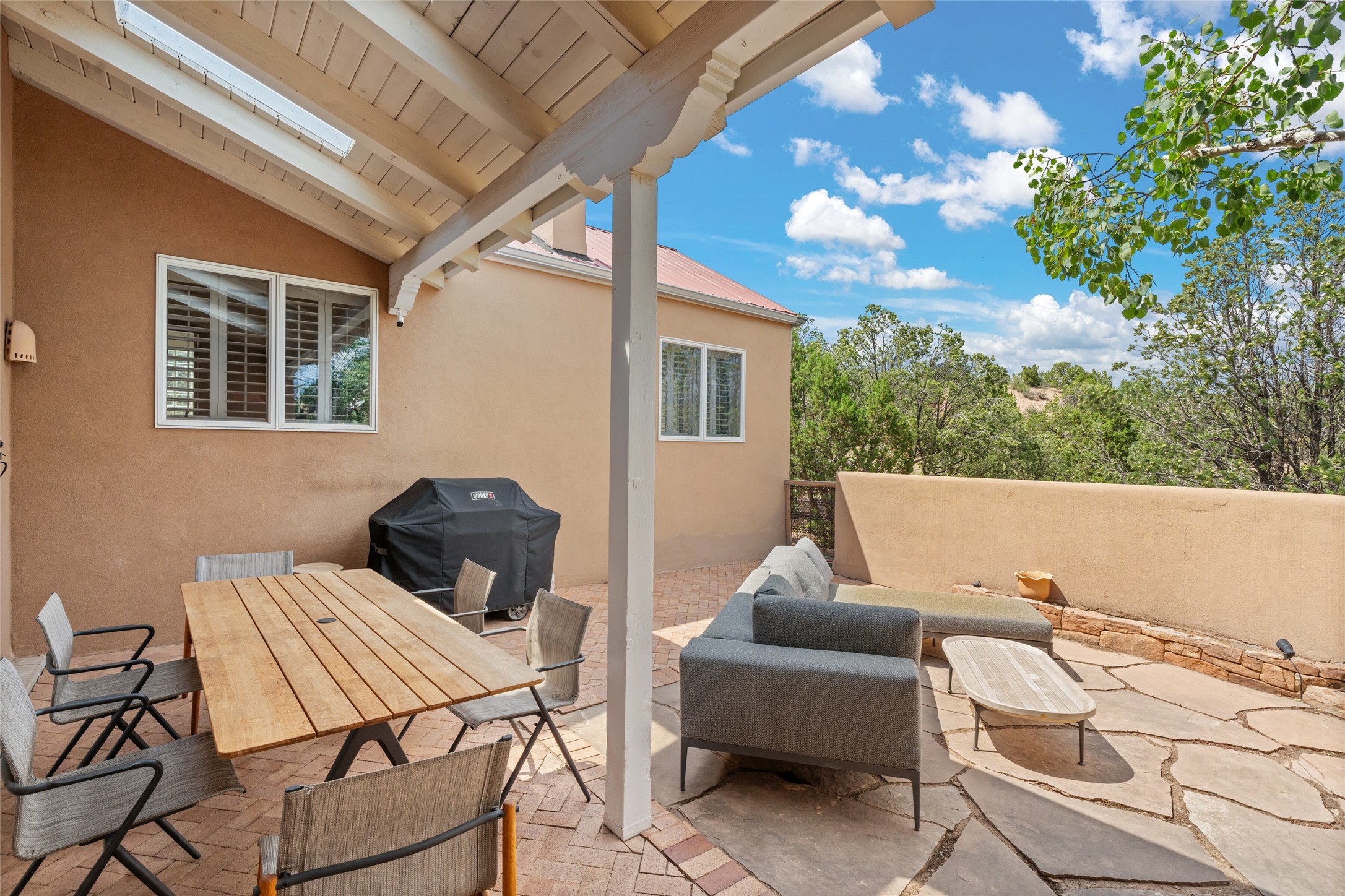 225 Valle Del Sol