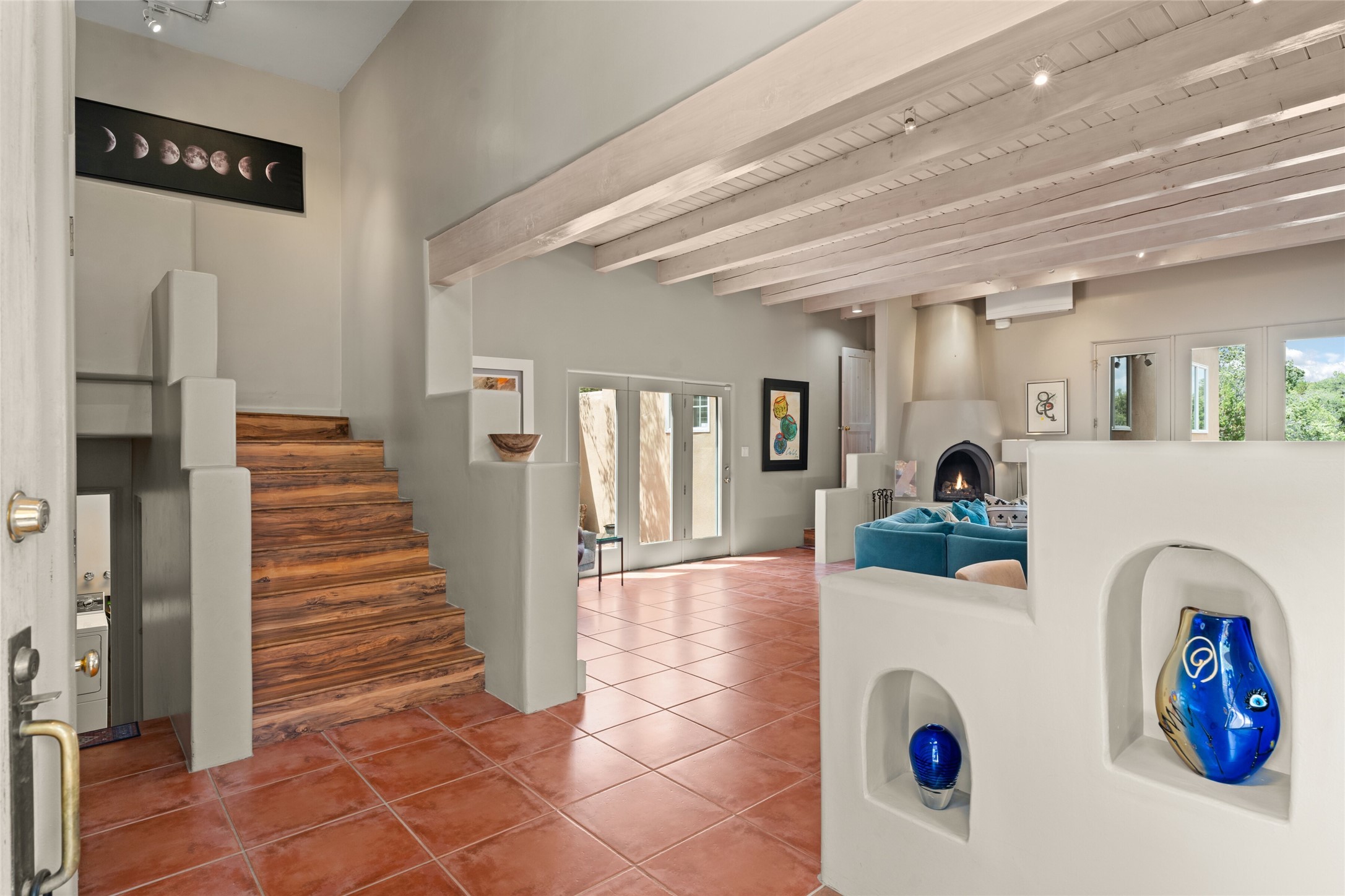 225 Valle Del Sol