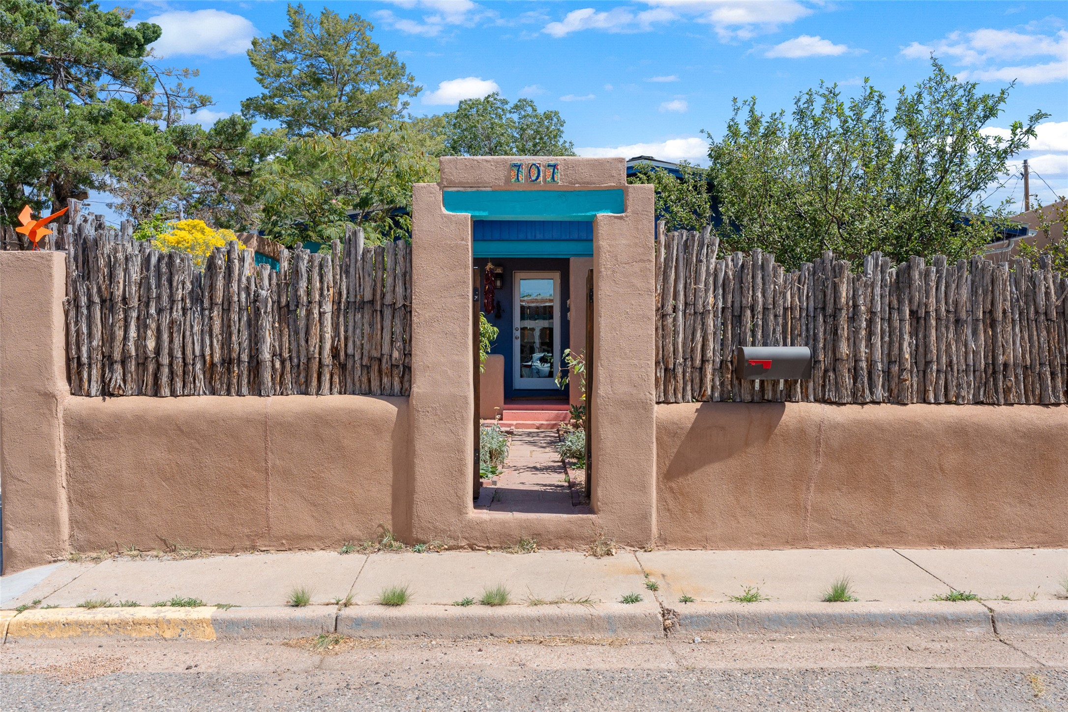 707 Cortez Street