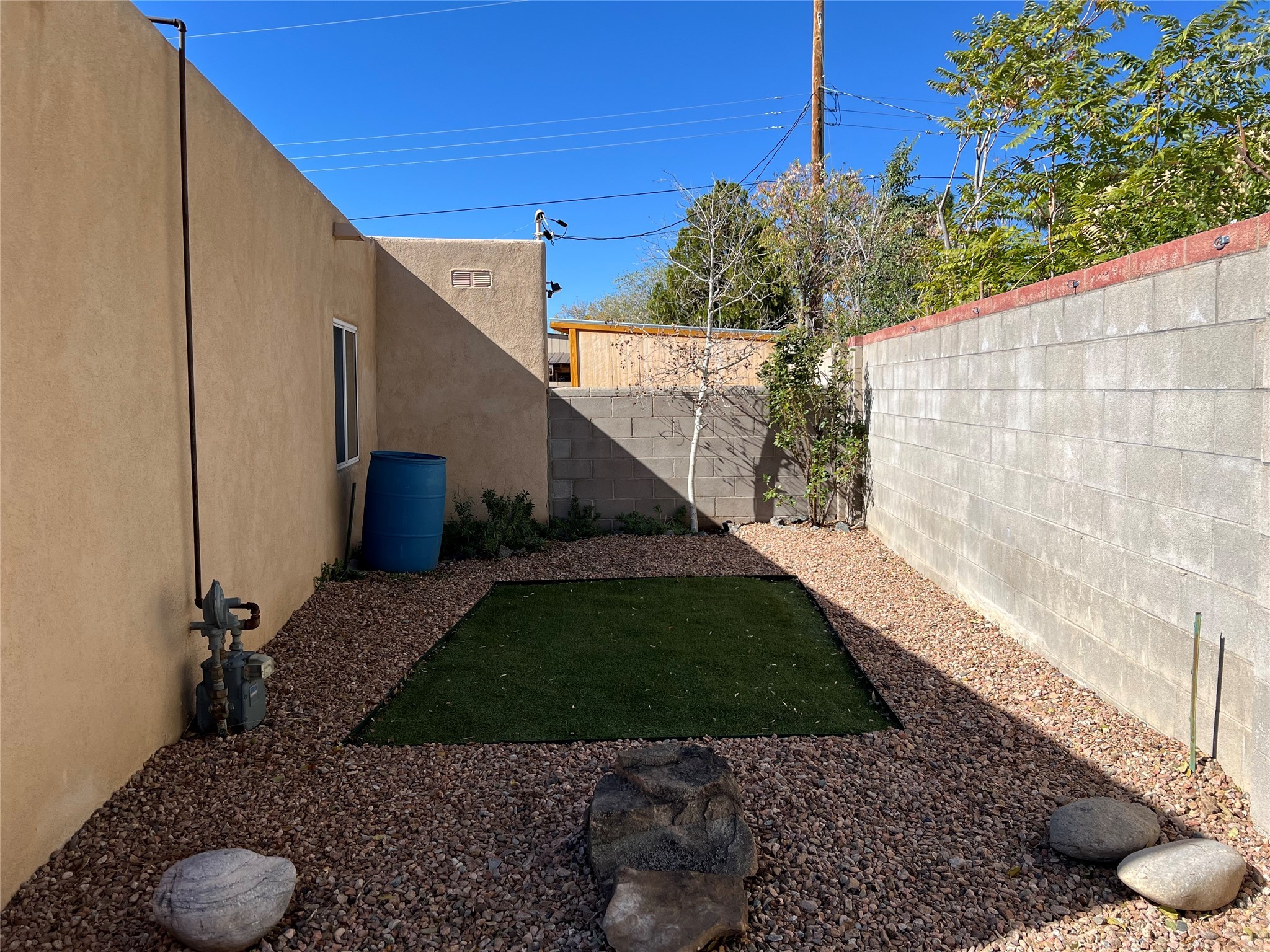 1108 CALLE DEL CIELO